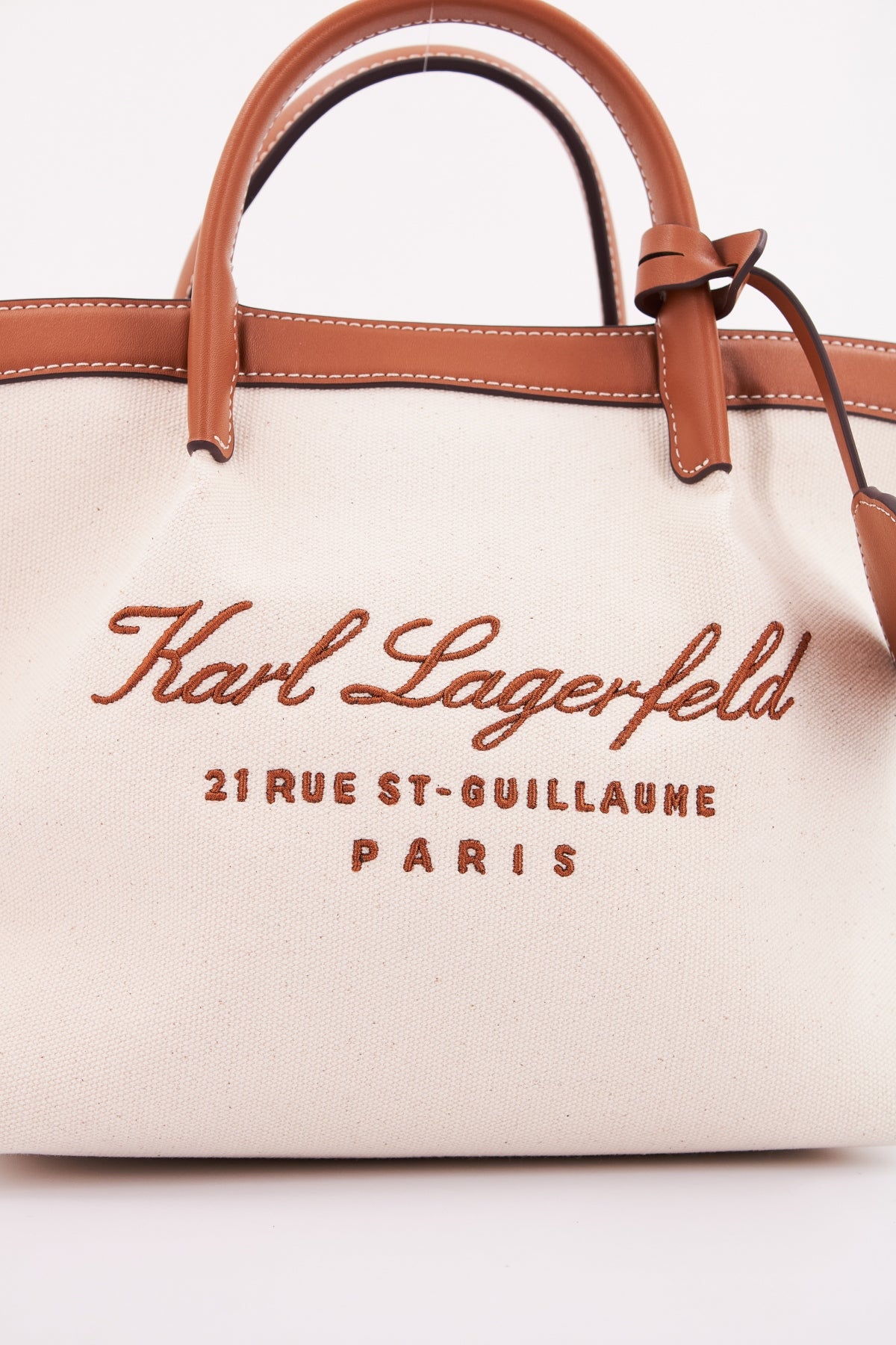 KARL LAGERFELD HOTEL KARL SM TOTE CANVAS en color BLANCO (4)