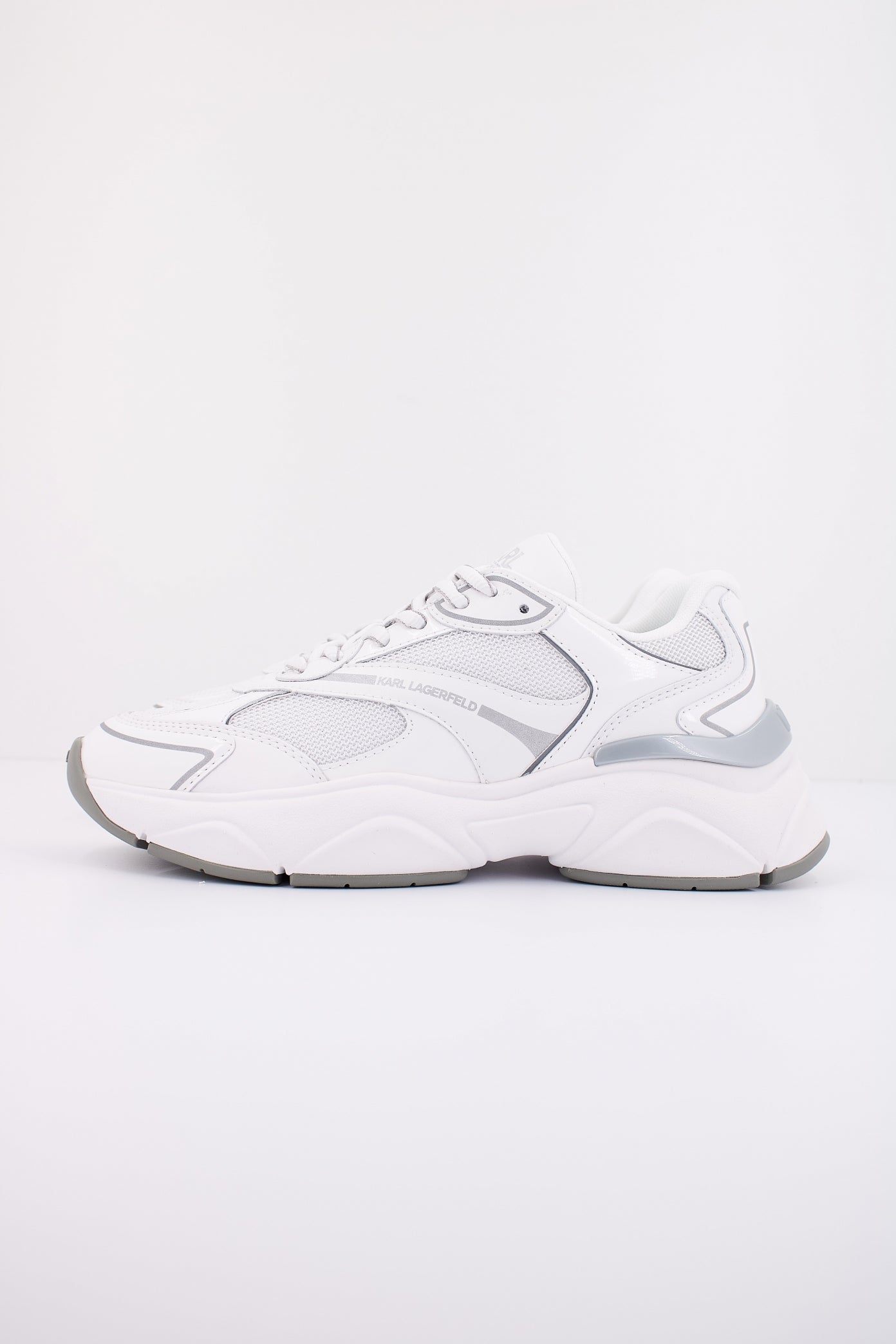 KARL LAGERFELD KOMET LO LACE RUNNER en color BLANCO (1)