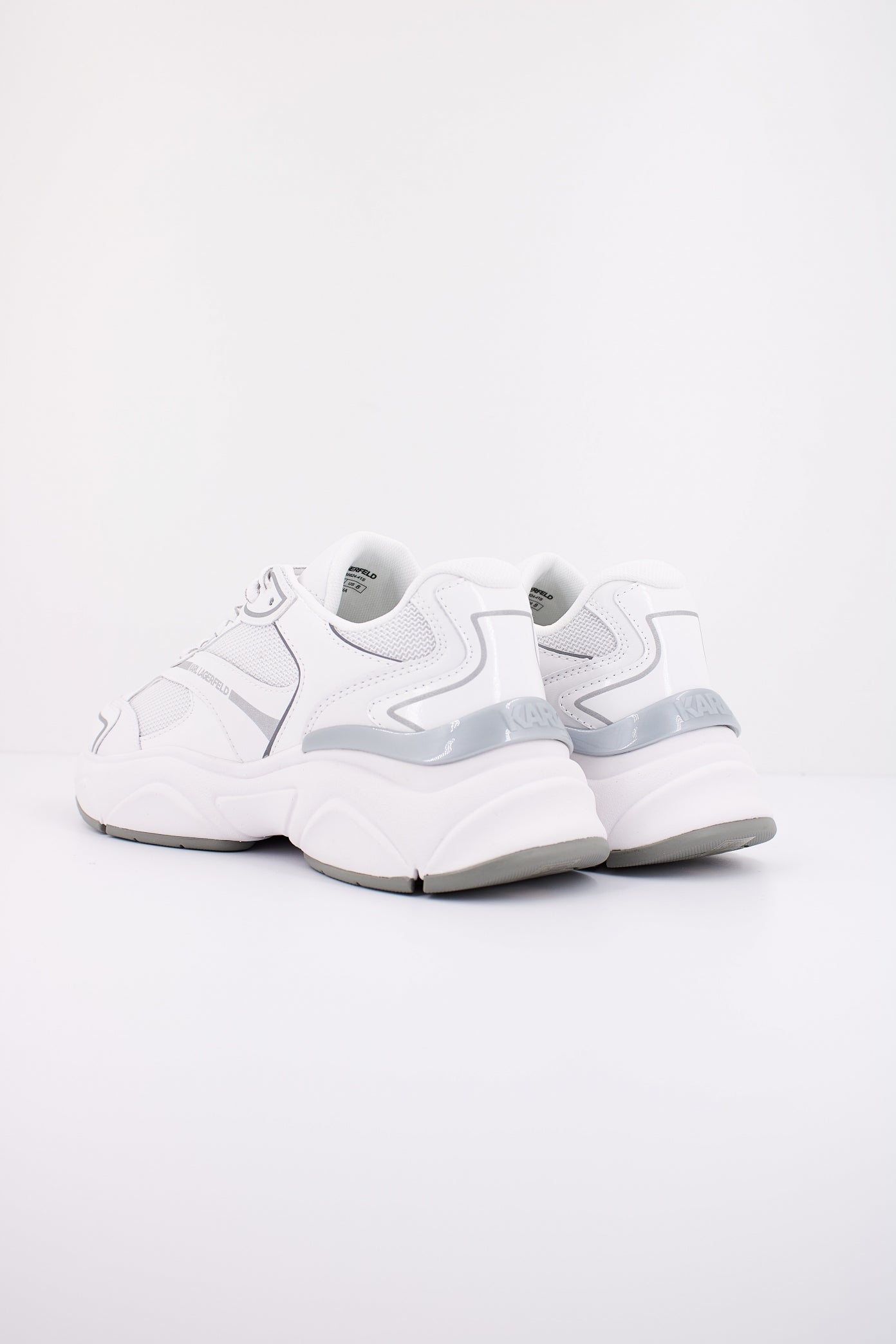 KARL LAGERFELD KOMET LO LACE RUNNER en color BLANCO (4)