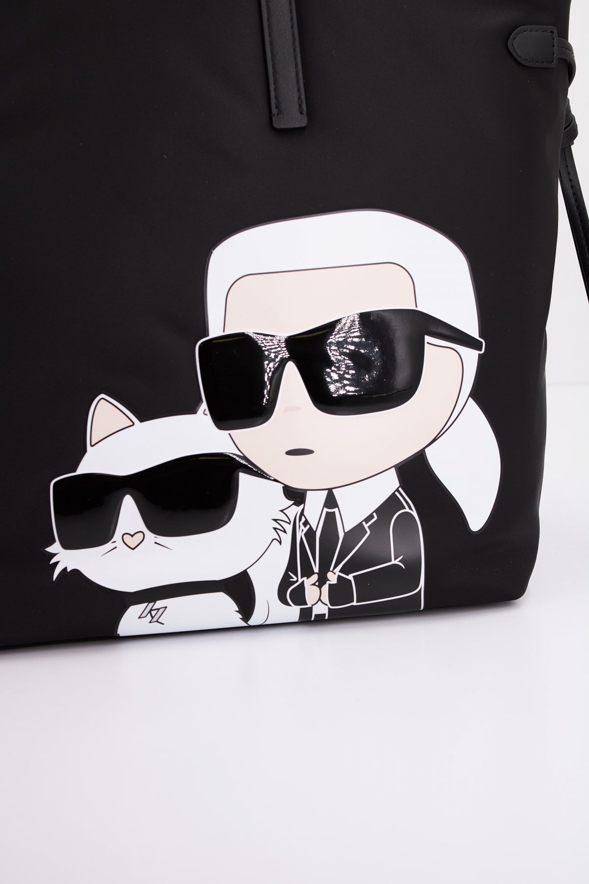KARL LAGERFELD K/IKONIK . NYLON TOTE XL en color NEGRO (4)