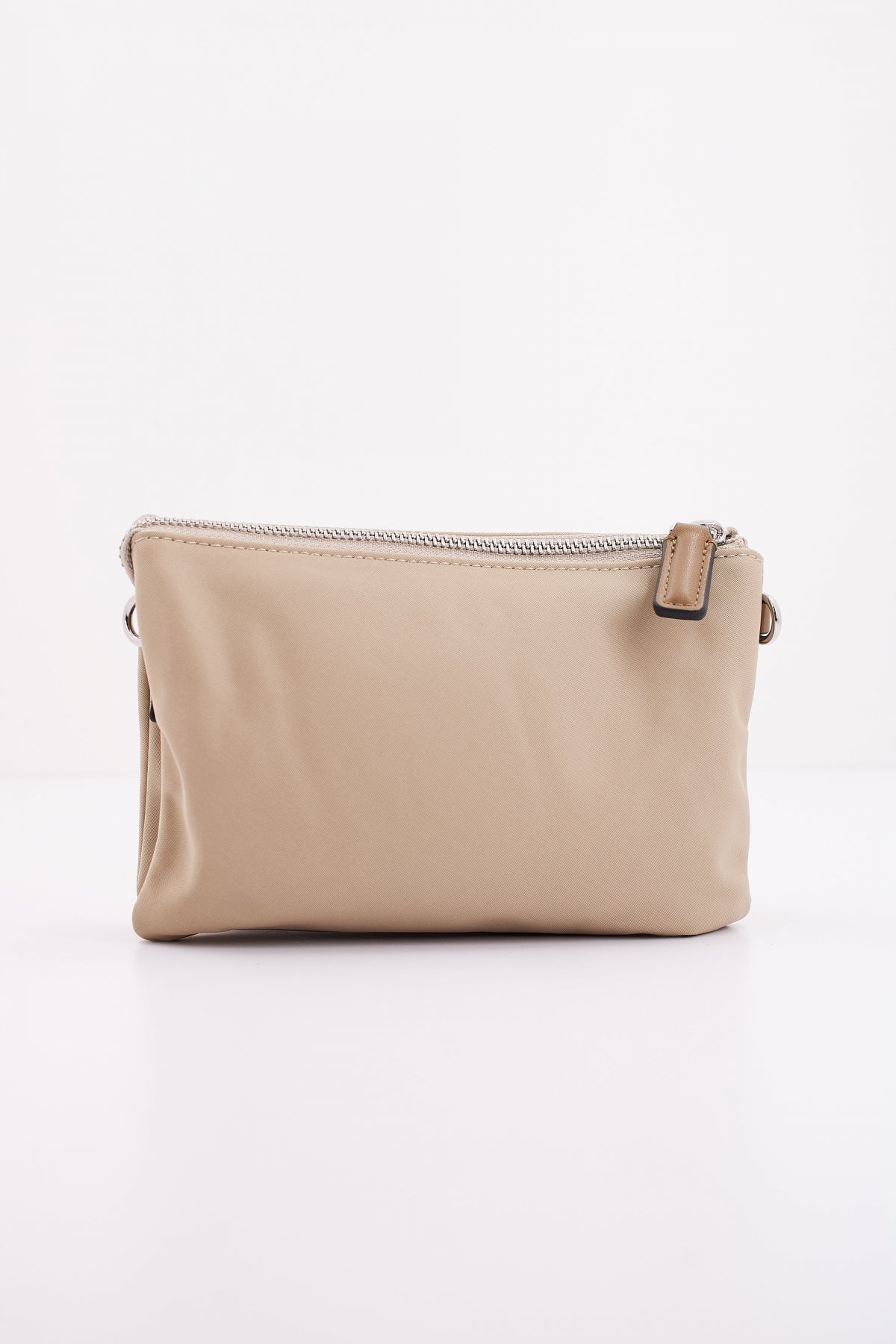 KARL LAGERFELD K/SIGNATURE NYLON CB POUCH en color MARRON CLARO (3)