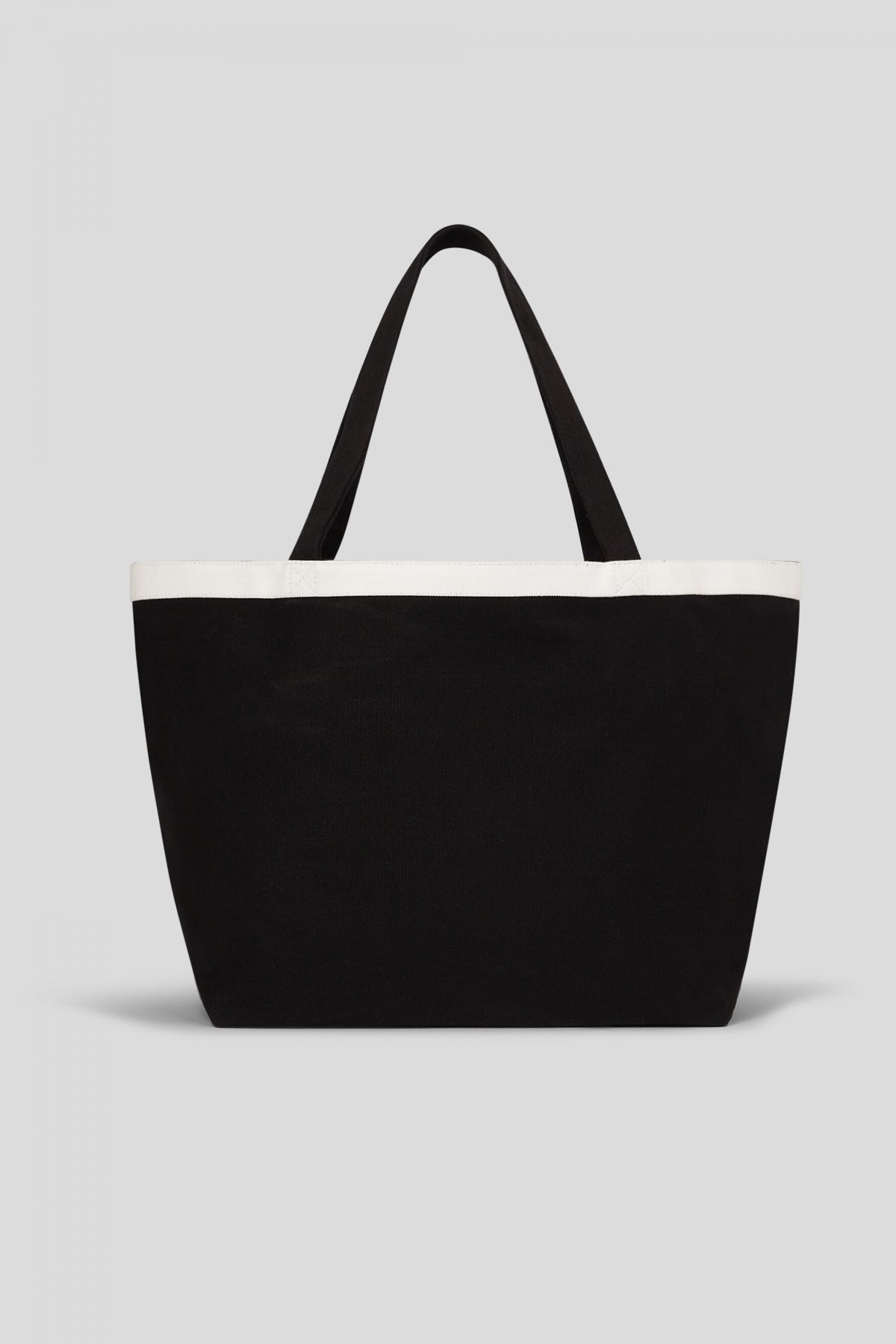 KARL LAGERFELD K/SIGNATURE SHOPPER en color NEGRO (2)