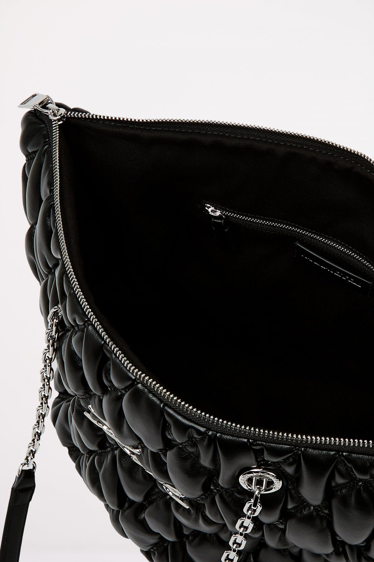 KARL LAGERFELD K/SIGNATURE KUILT en color NEGRO (3)