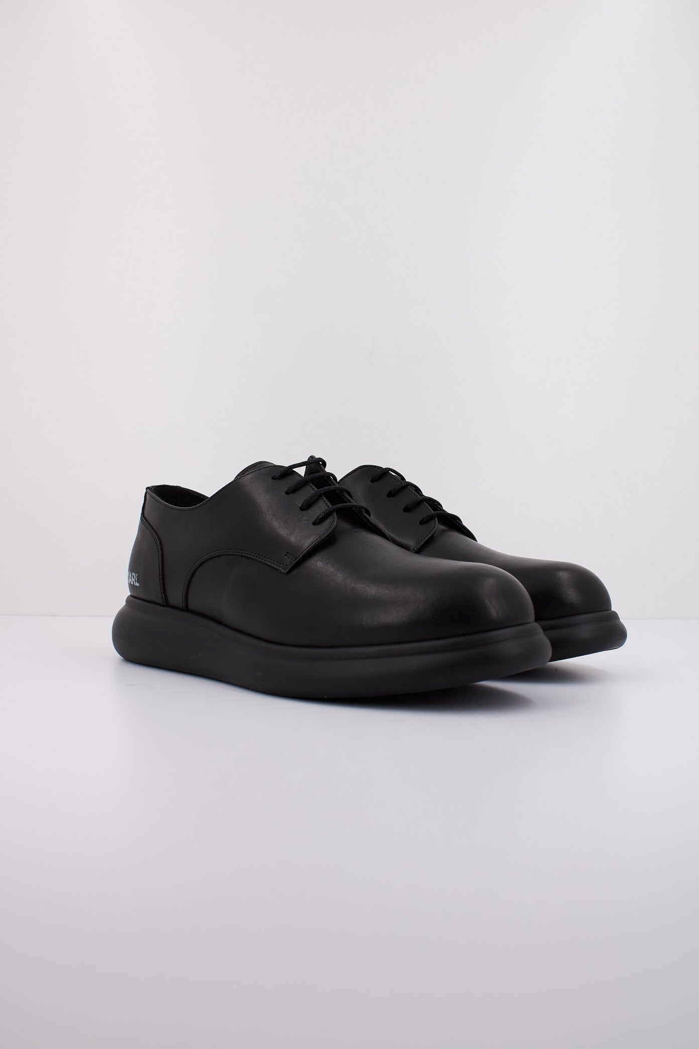 KARL LAGERFELD GRANBY LACE LO en color NEGRO (2)