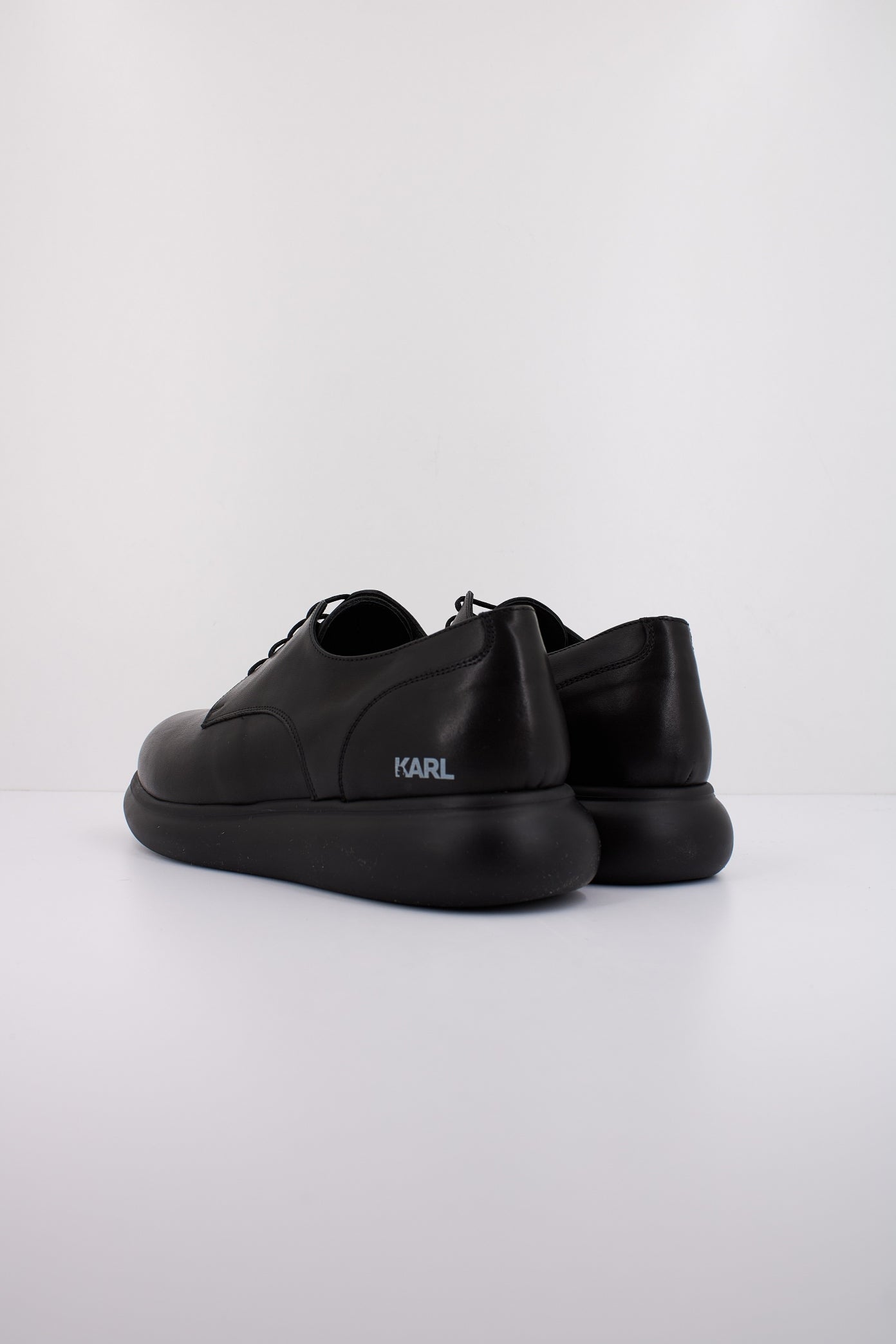 KARL LAGERFELD GRANBY LACE LO en color NEGRO (4)
