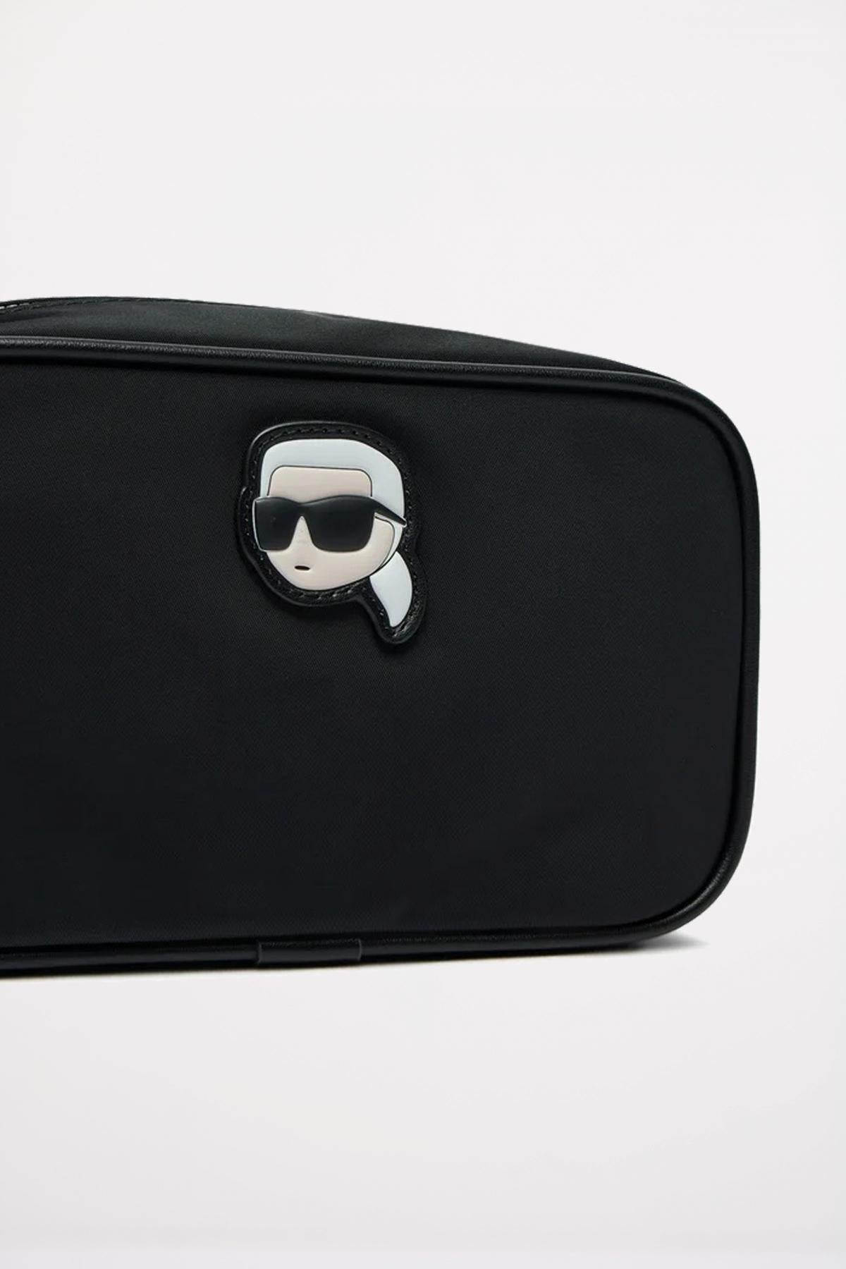 KARL LAGERFELD IKON NYLON CAMERA BAG en color NEGRO (3)
