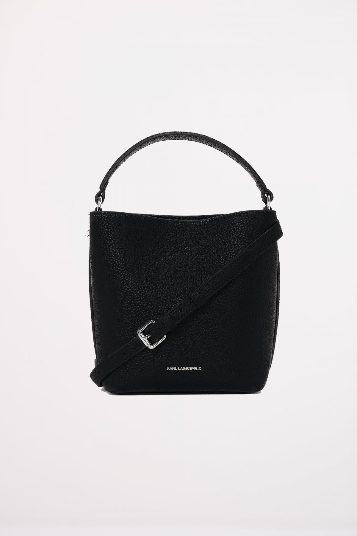 KARL LAGERFELD IKON PEBBLE BUKET BAG en color NEGRO (2)