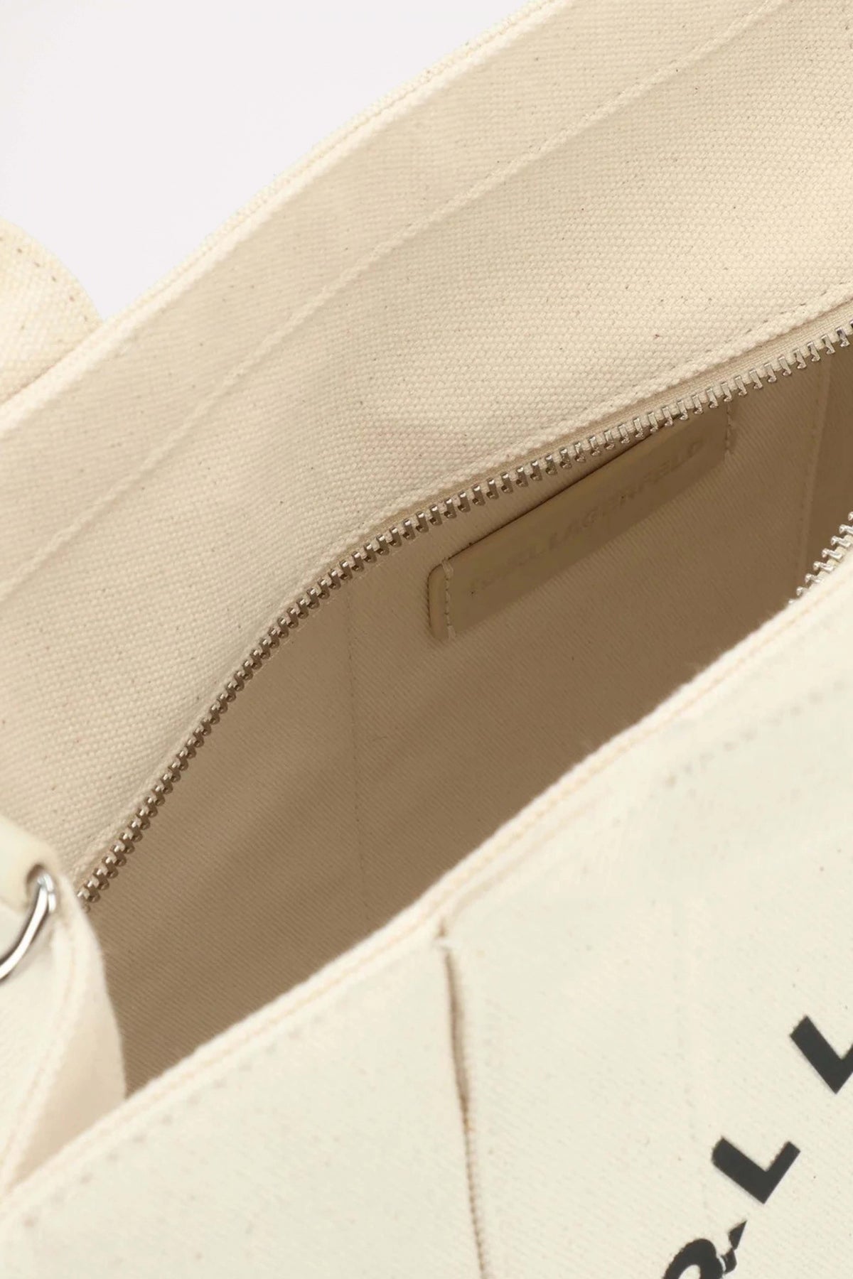 KARL LAGERFELD RSG SQUARE MEDIUM TOTE en color BEIS (4)