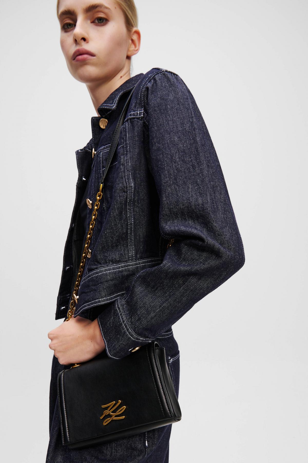 KARL LAGERFELD AUTOGRAPH SM CROSSBODY en color NEGRO (2)