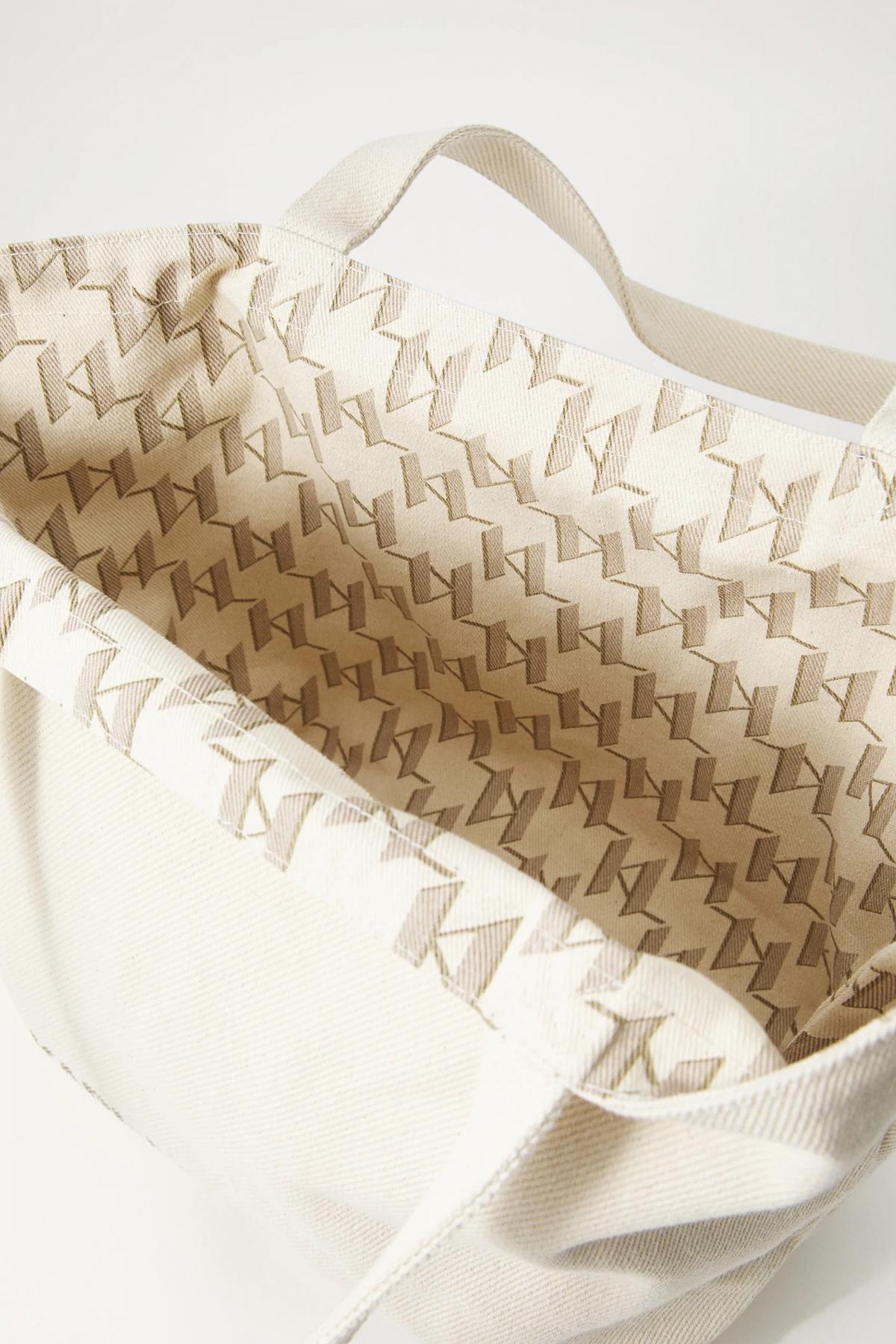 KARL LAGERFELD K MONOGRAM REVERSIBLE SHOP en color BEIS (3)