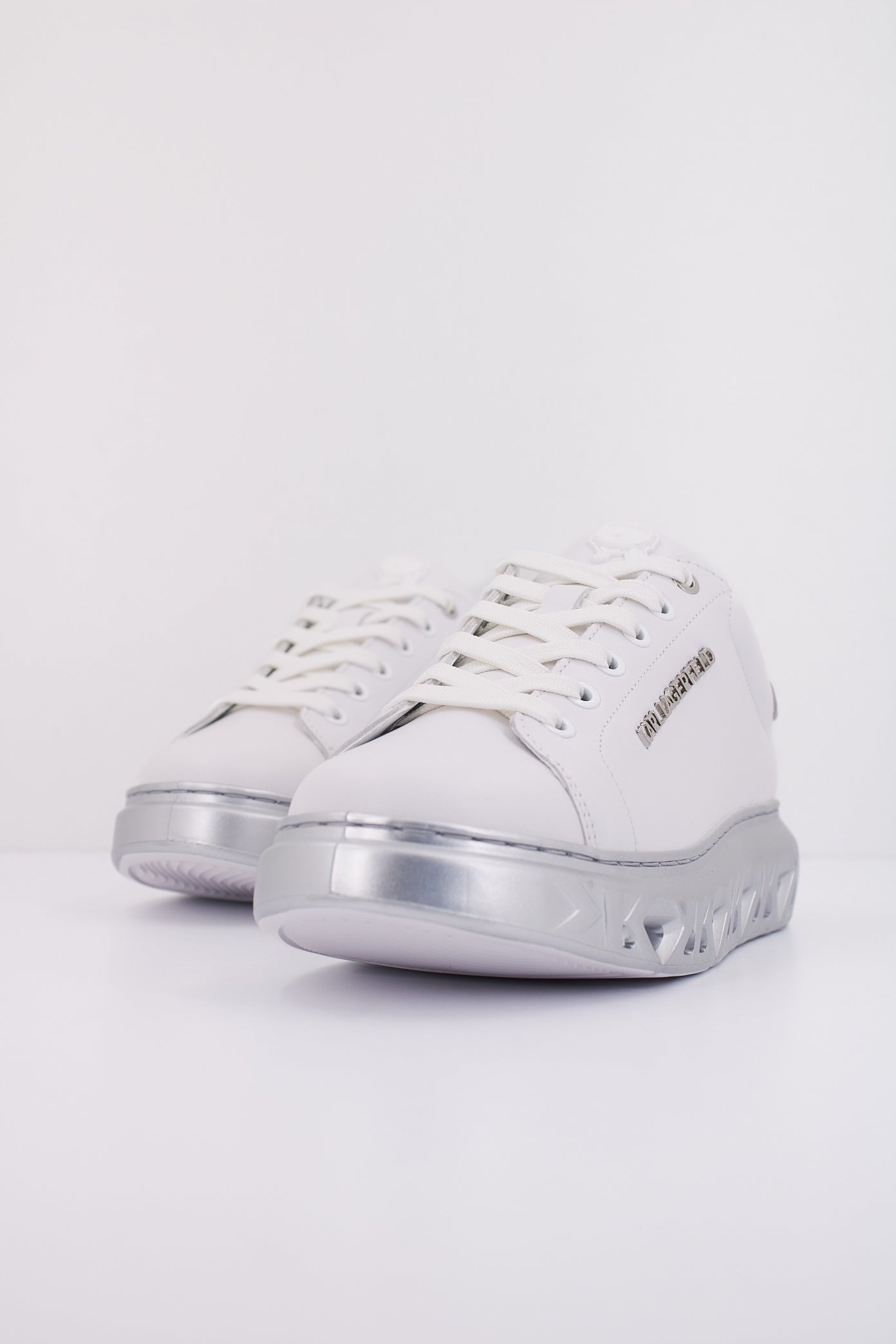 KARL LAGERFELD KAPRI KITE LO LACE LTHR en color BLANCO (2)