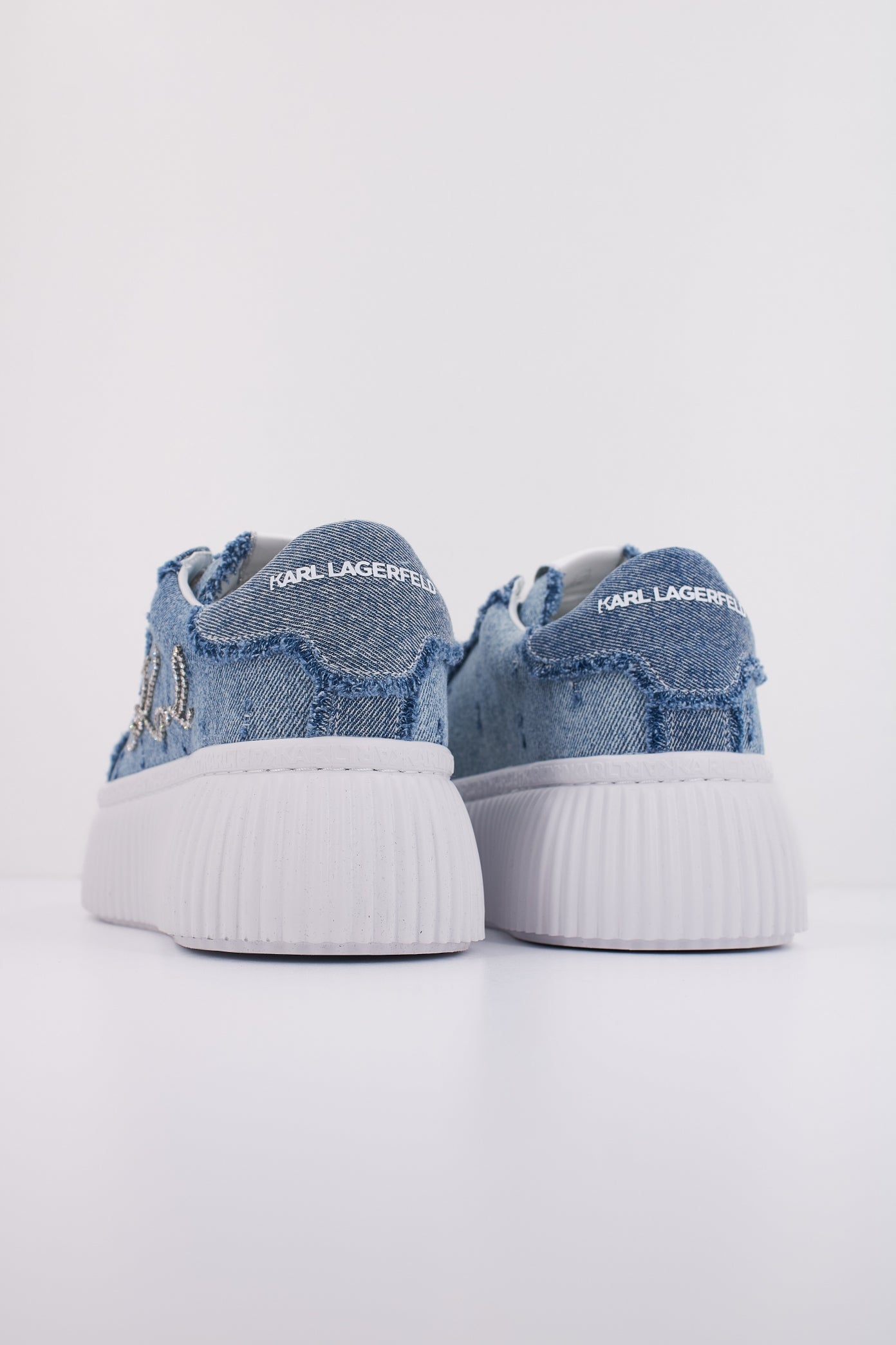 KARL LAGERFELD KREEPER LO SIGNIA MIX LO L en color AZUL (4)