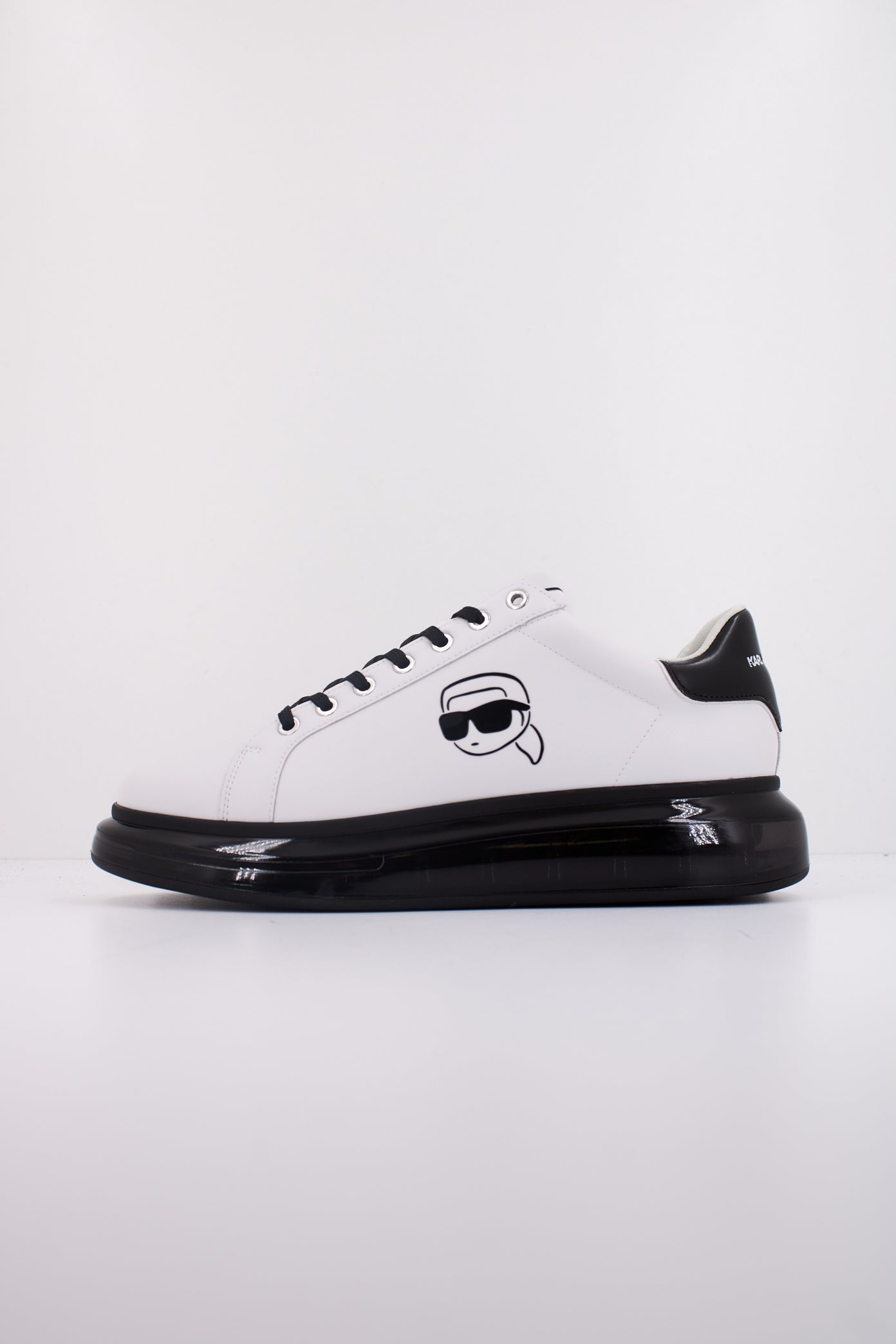 KARL LAGERFELD KAPRI KUSHION OUTLINE en color BLANCO (1)