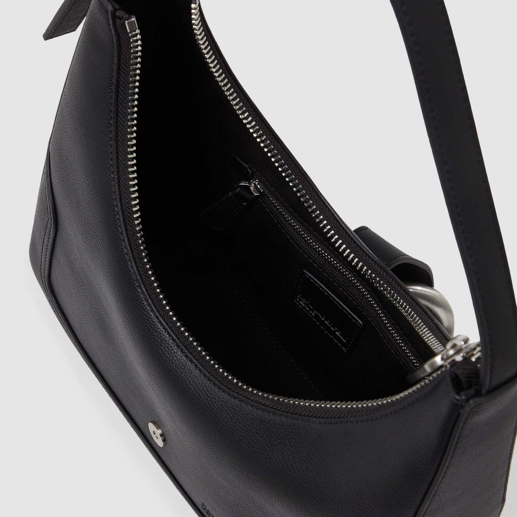KARL LAGERFELD KLJ WESTERN SHOULDER BAG en color NEGRO (4)