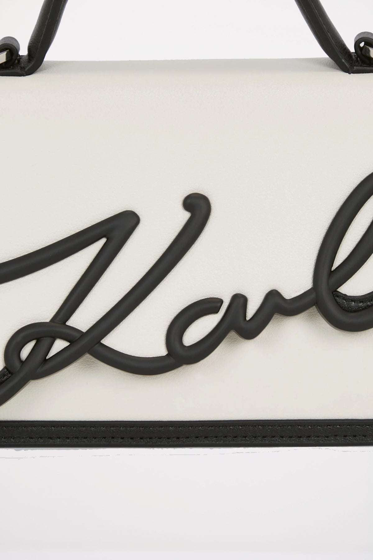 KARL LAGERFELD K SIGNATURE . SP SM CB en color BLANCO (4)