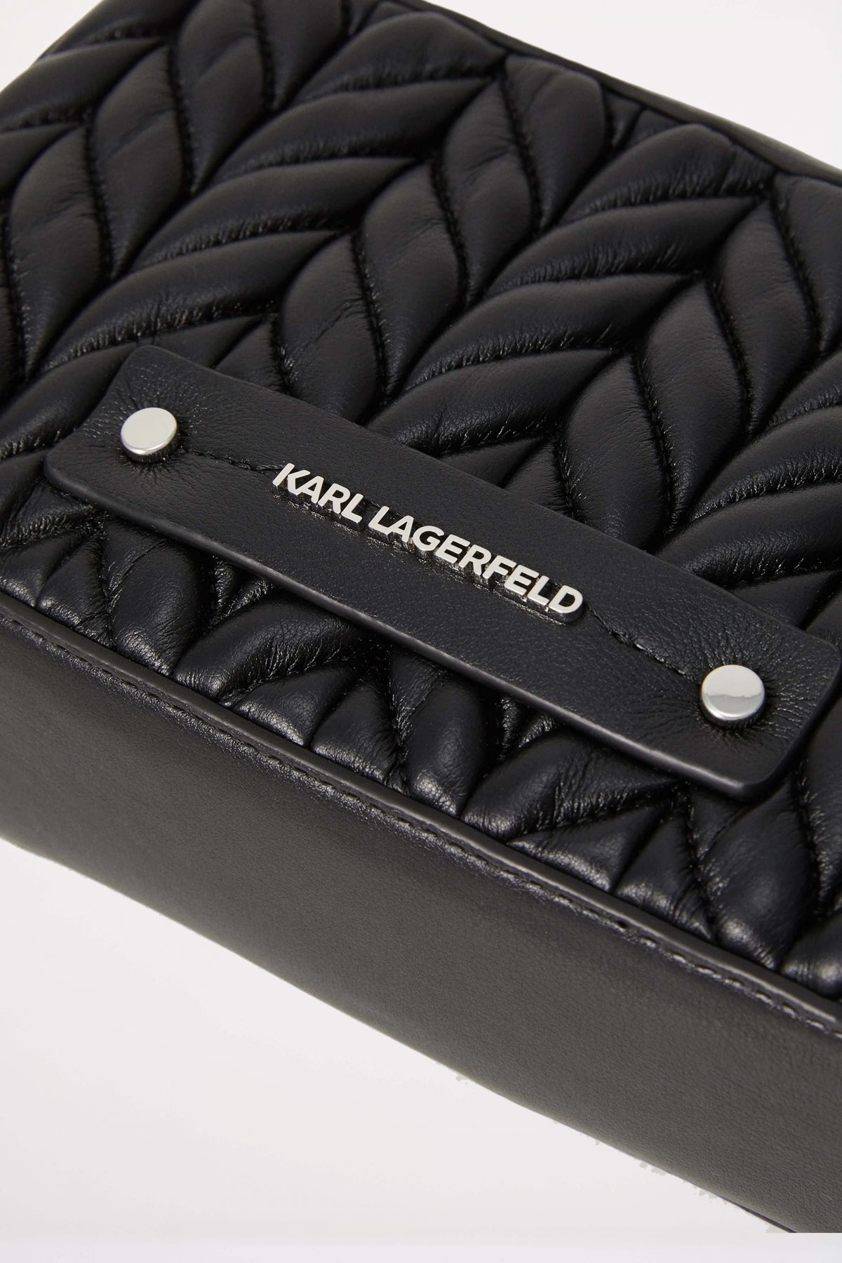 KARL LAGERFELD K WEAVE CAMERA BAG en color NEGRO (3)