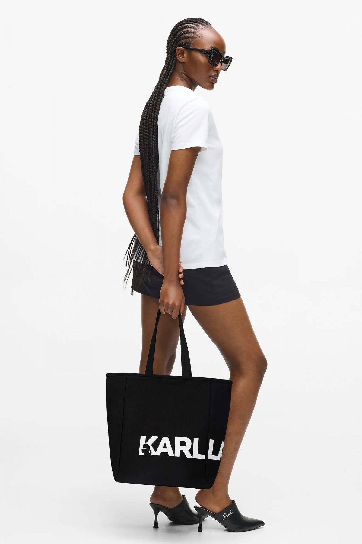 KARL LAGERFELD BIG LOGO NS SHO en color NEGRO (1)