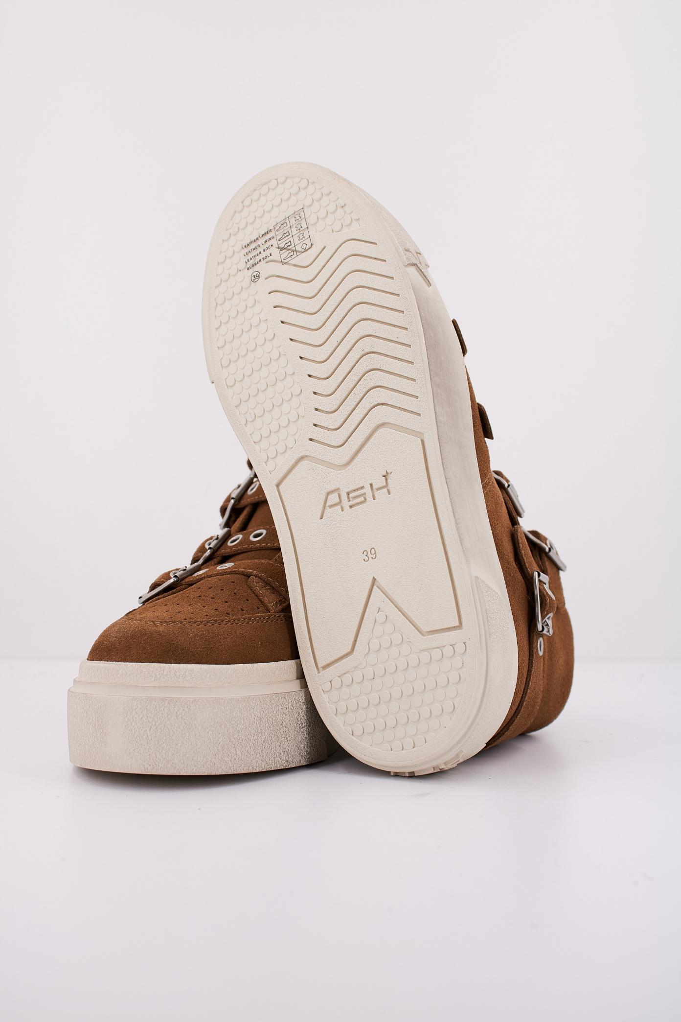 ASH STARMOON en color MARRON (5)