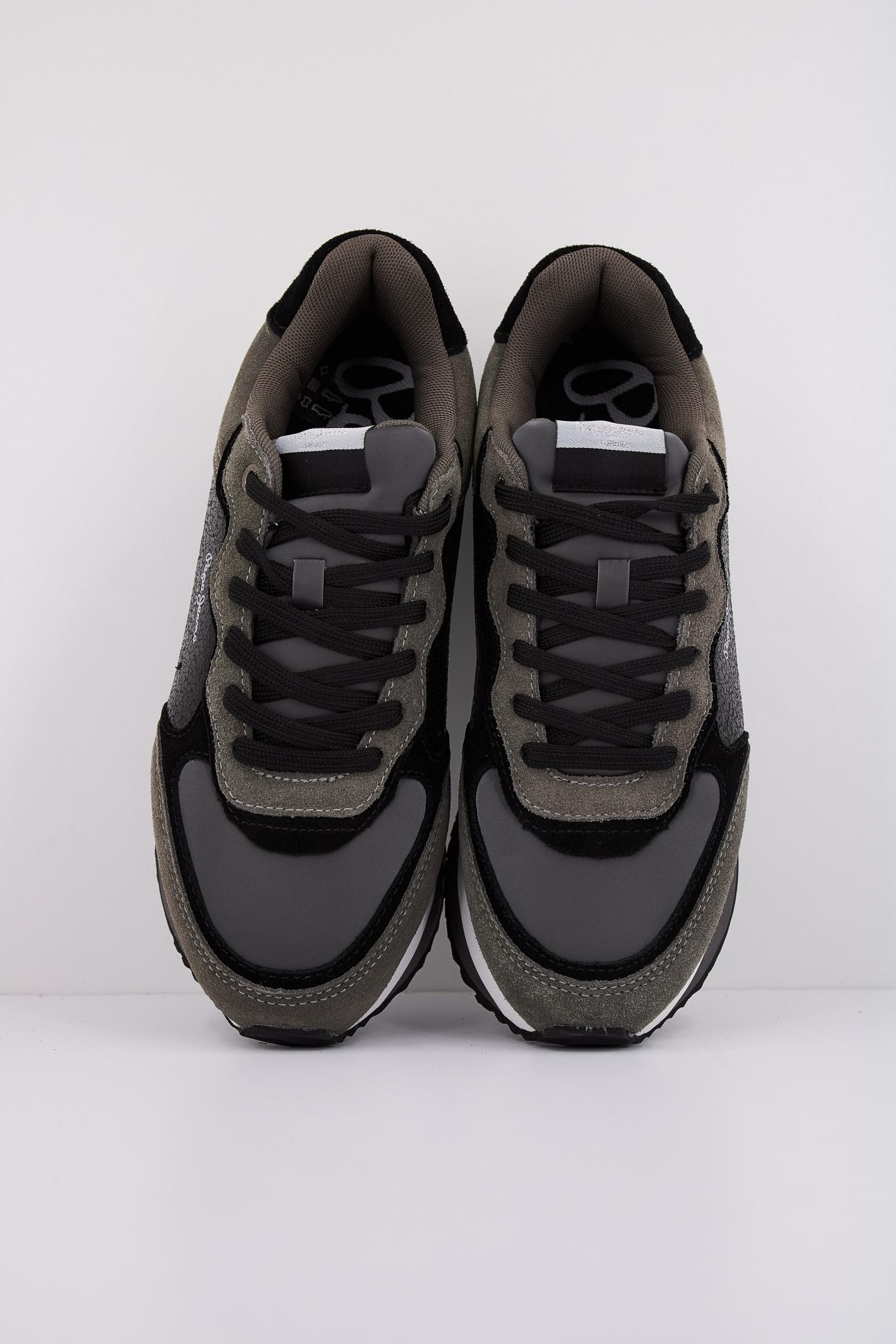 PEPE JEANS RUSPER STARS en color NEGRO (3)