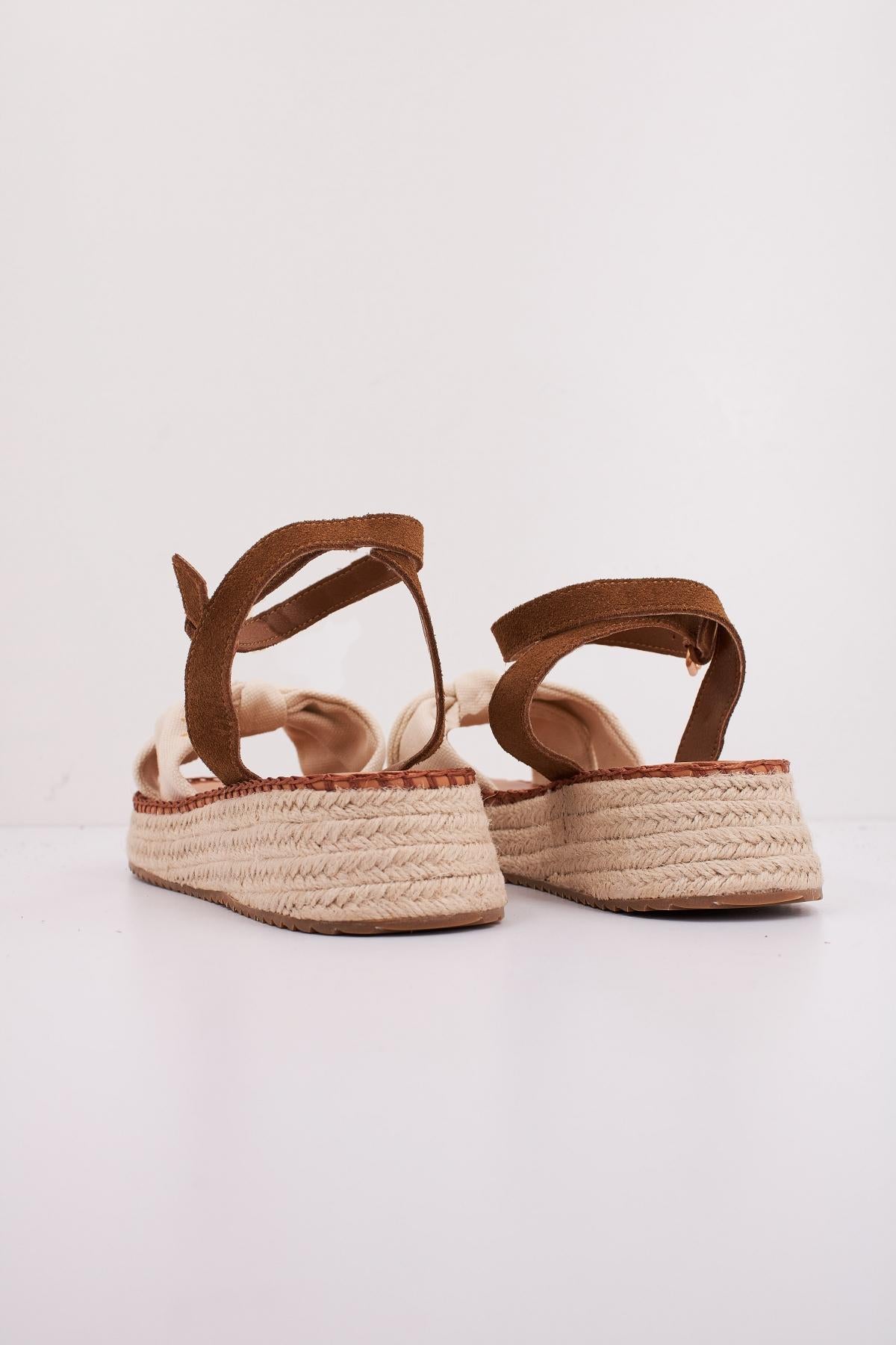 PEPE JEANS KATE BASS en color MARRON CLARO (3)