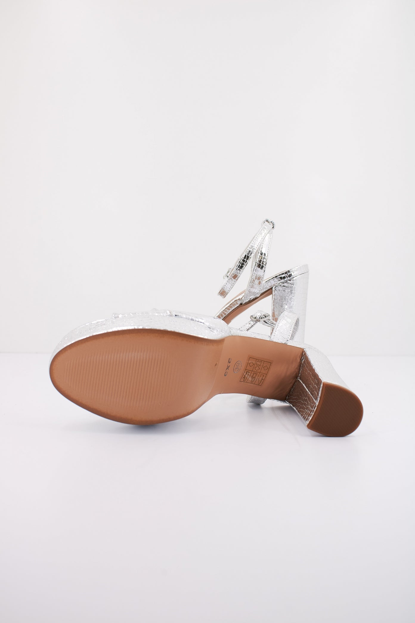 EXÉ OPHELIA en color PLATA (5)