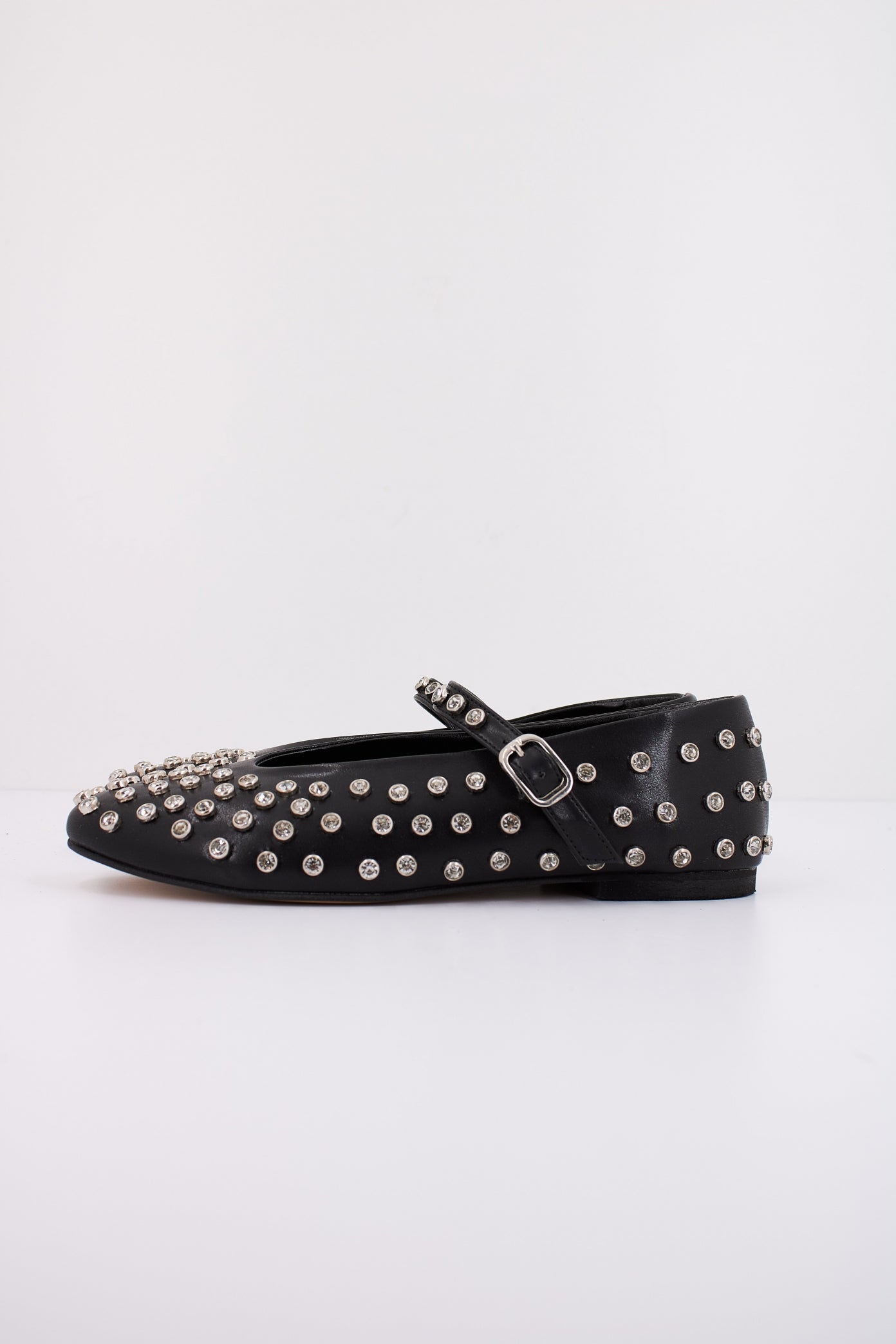 EXÉ STRASS en color NEGRO (1)