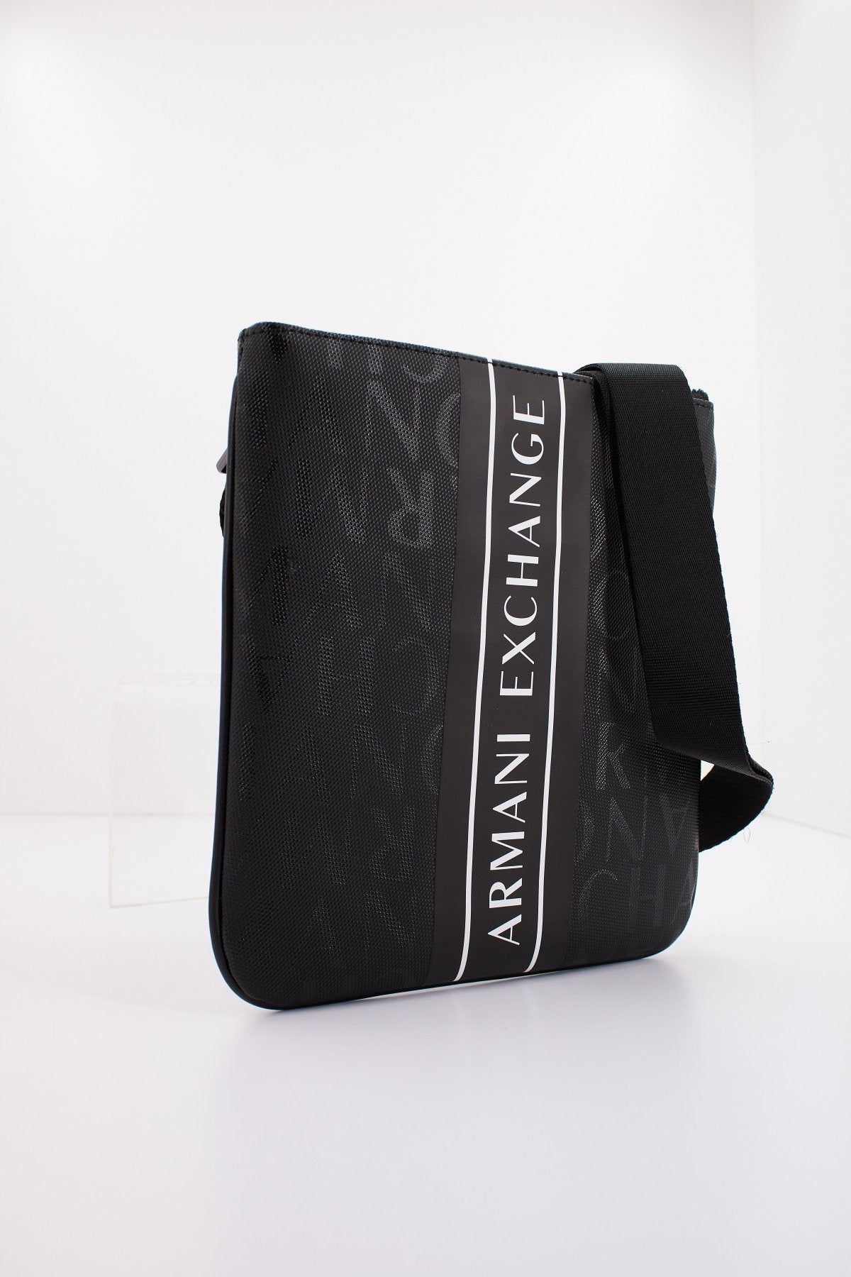 ARMANI EXCHANGE CC en color NEGRO (2)
