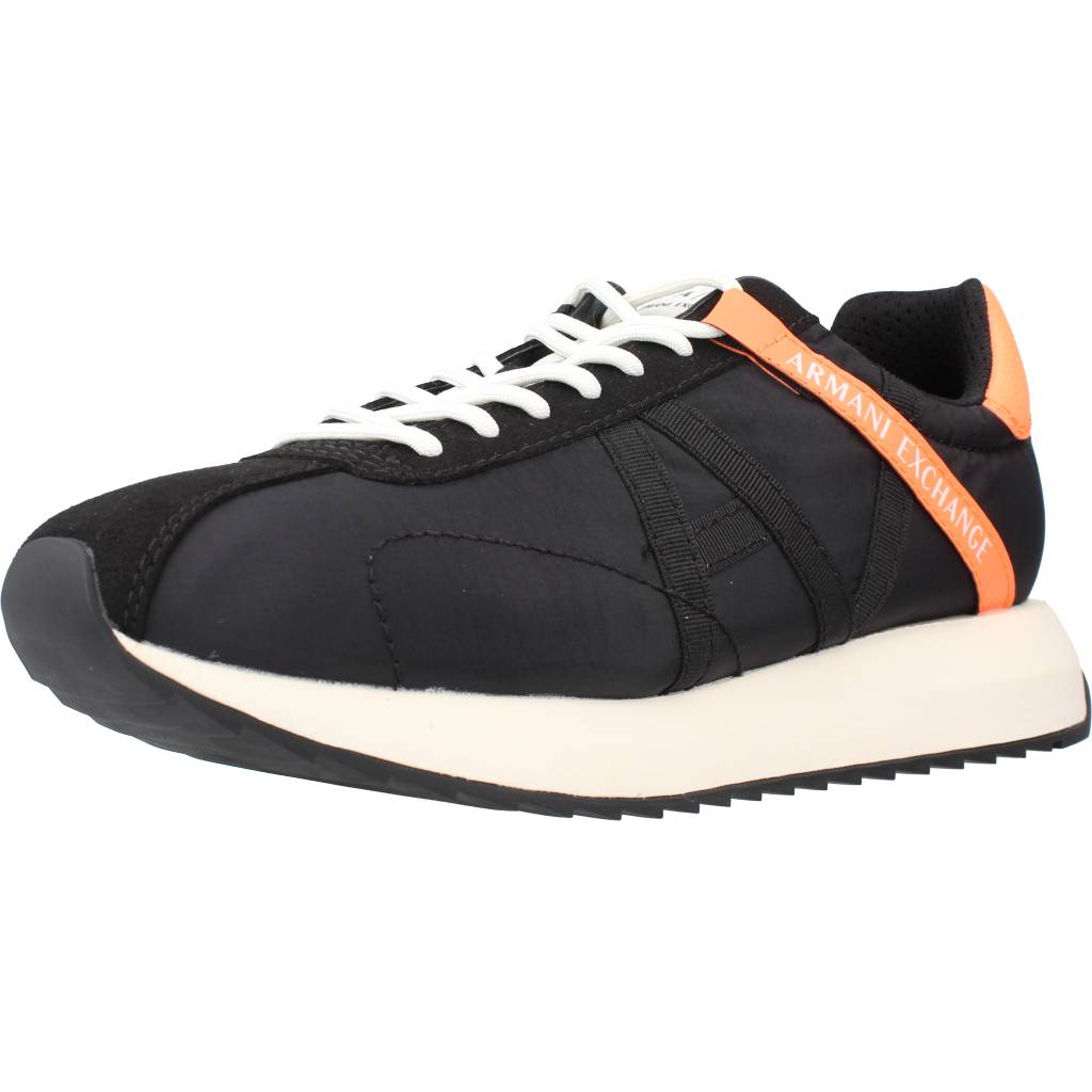 ARMANI EXCHANGE ENGLISH en color NEGRO (1)