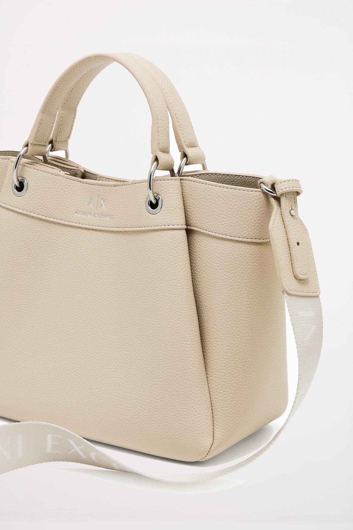 ARMANI EXCHANGE WAVE SHOPPING BAG en color BEIS (4)