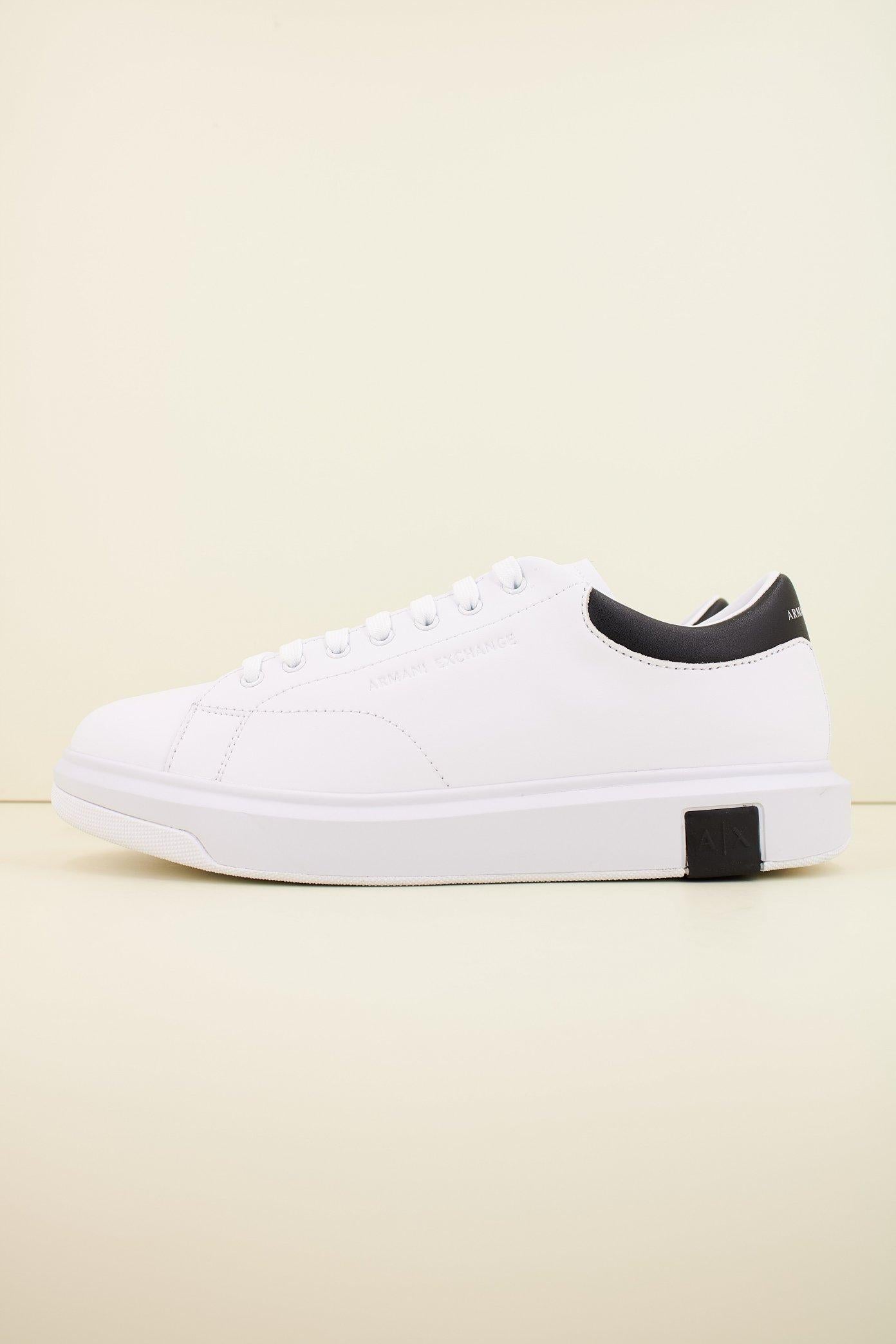 ARMANI EXCHANGE XUX XV en color BLANCO (1)