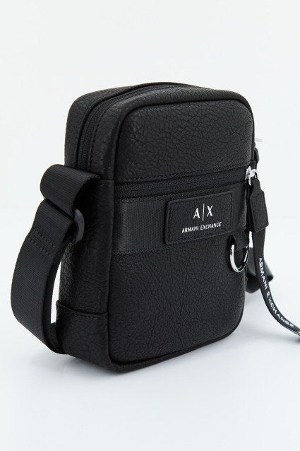 ARMANI EXCHANGE MAN'S CROSSBODY en color NEGRO (2)
