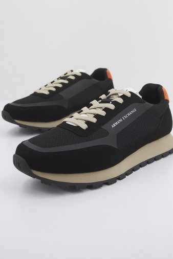 ARMANI EXCHANGE XUX XV en color NEGRO (1)