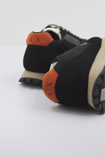 ARMANI EXCHANGE XUX XV en color NEGRO (3)