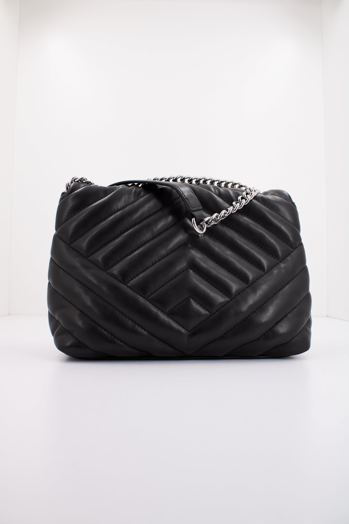 ARMANI EXCHANGE VICTORIA CROSSBODY en color NEGRO (3)