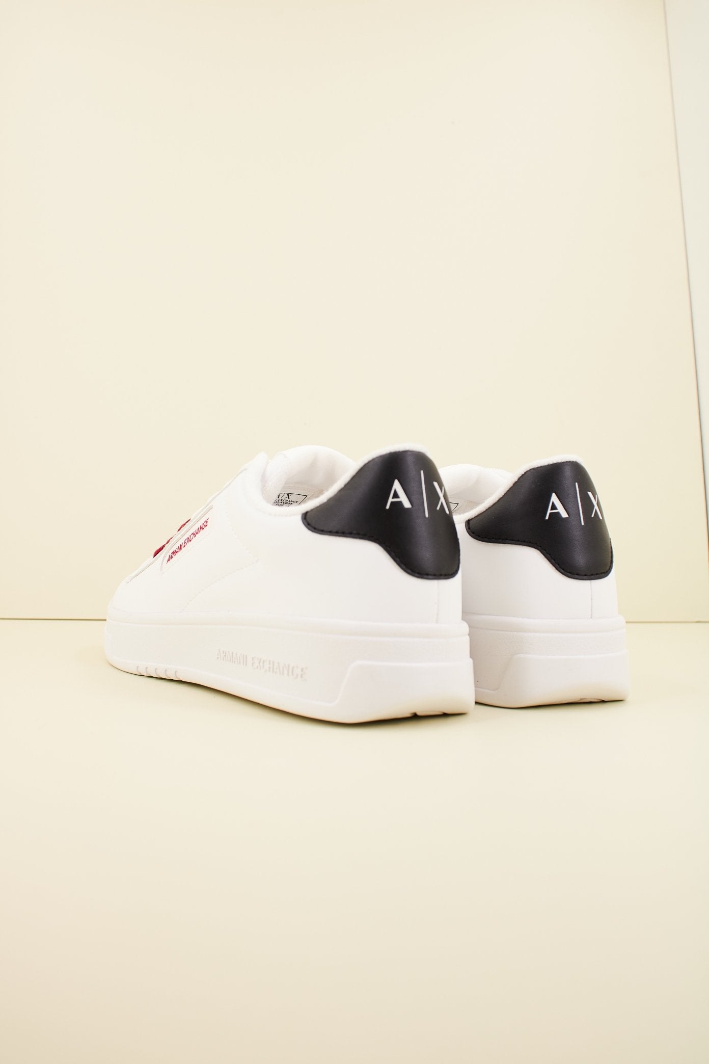 ARMANI EXCHANGE XUX XV en color BLANCO (3)
