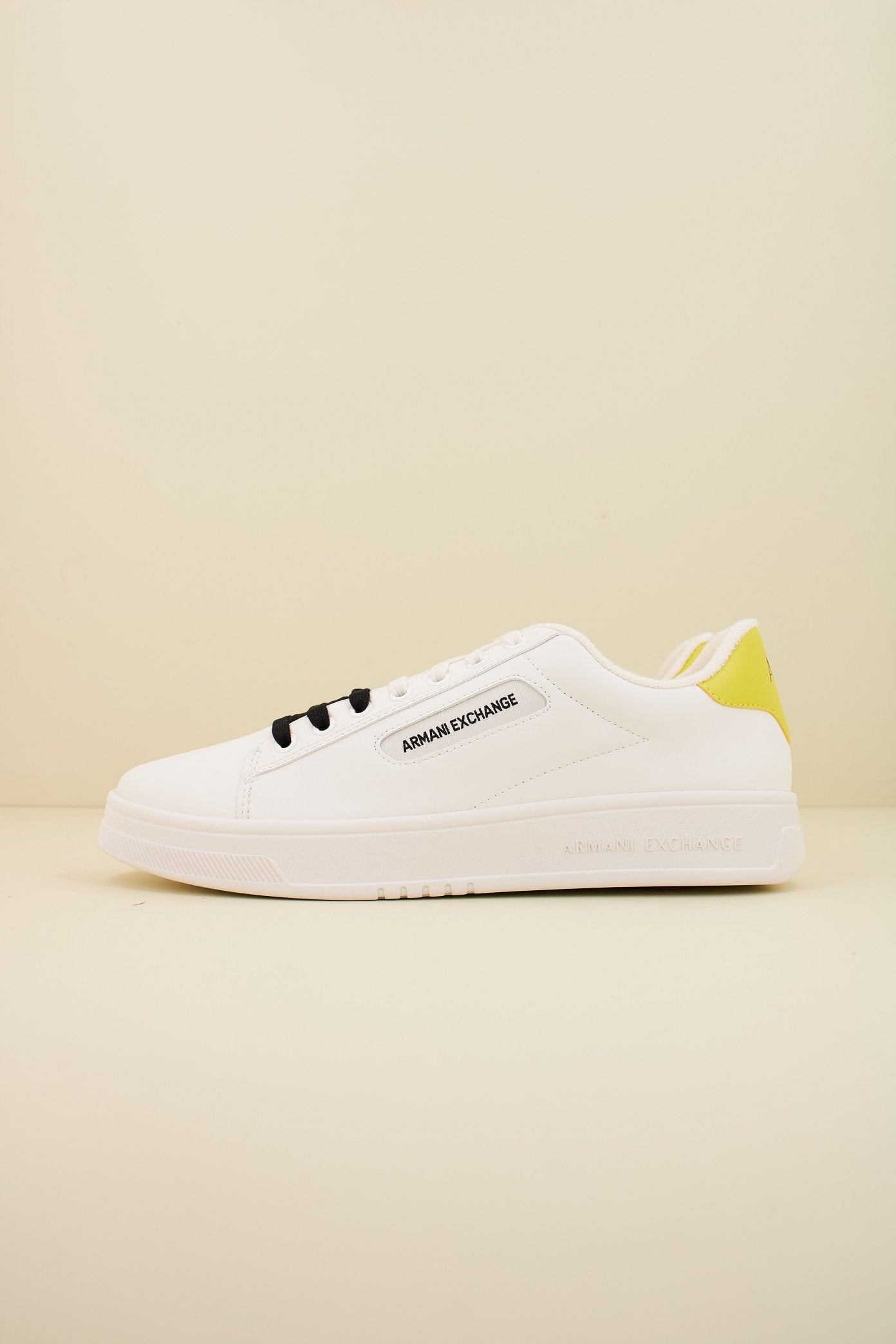 ARMANI EXCHANGE XUX XV en color BLANCO (1)