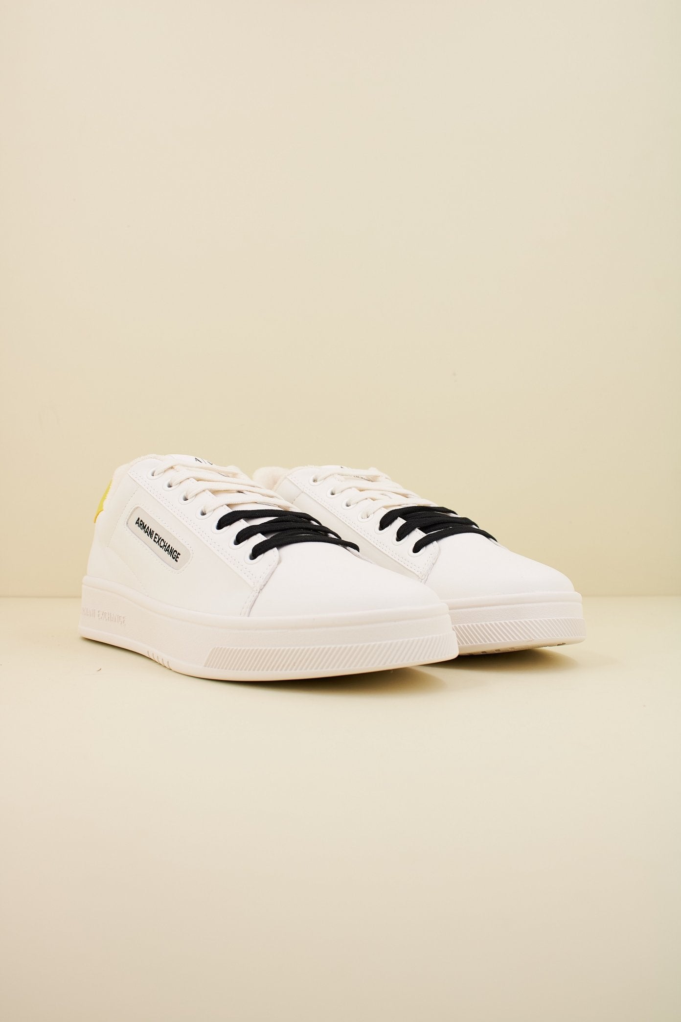 ARMANI EXCHANGE XUX XV en color BLANCO (2)
