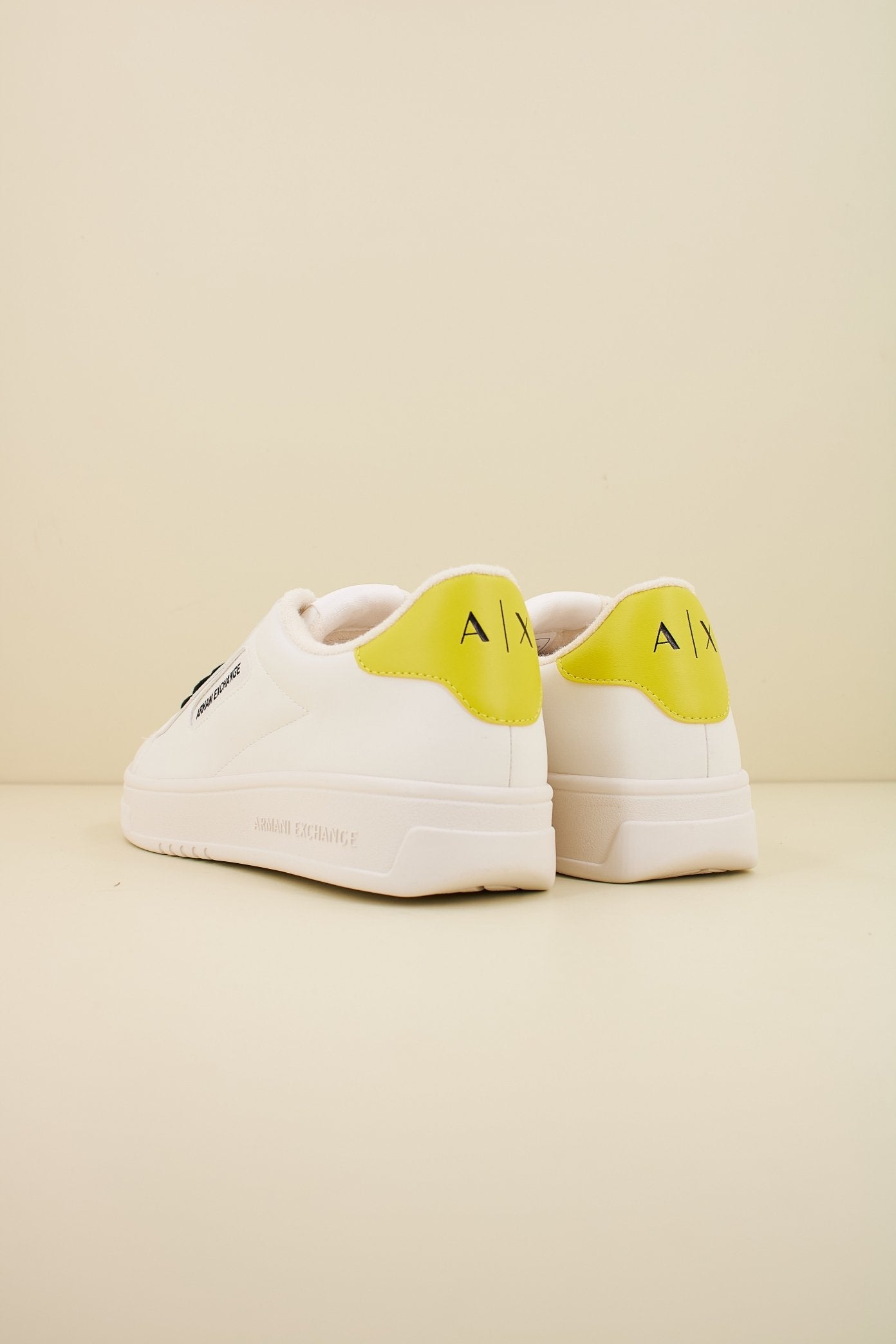 ARMANI EXCHANGE XUX XV en color BLANCO (3)