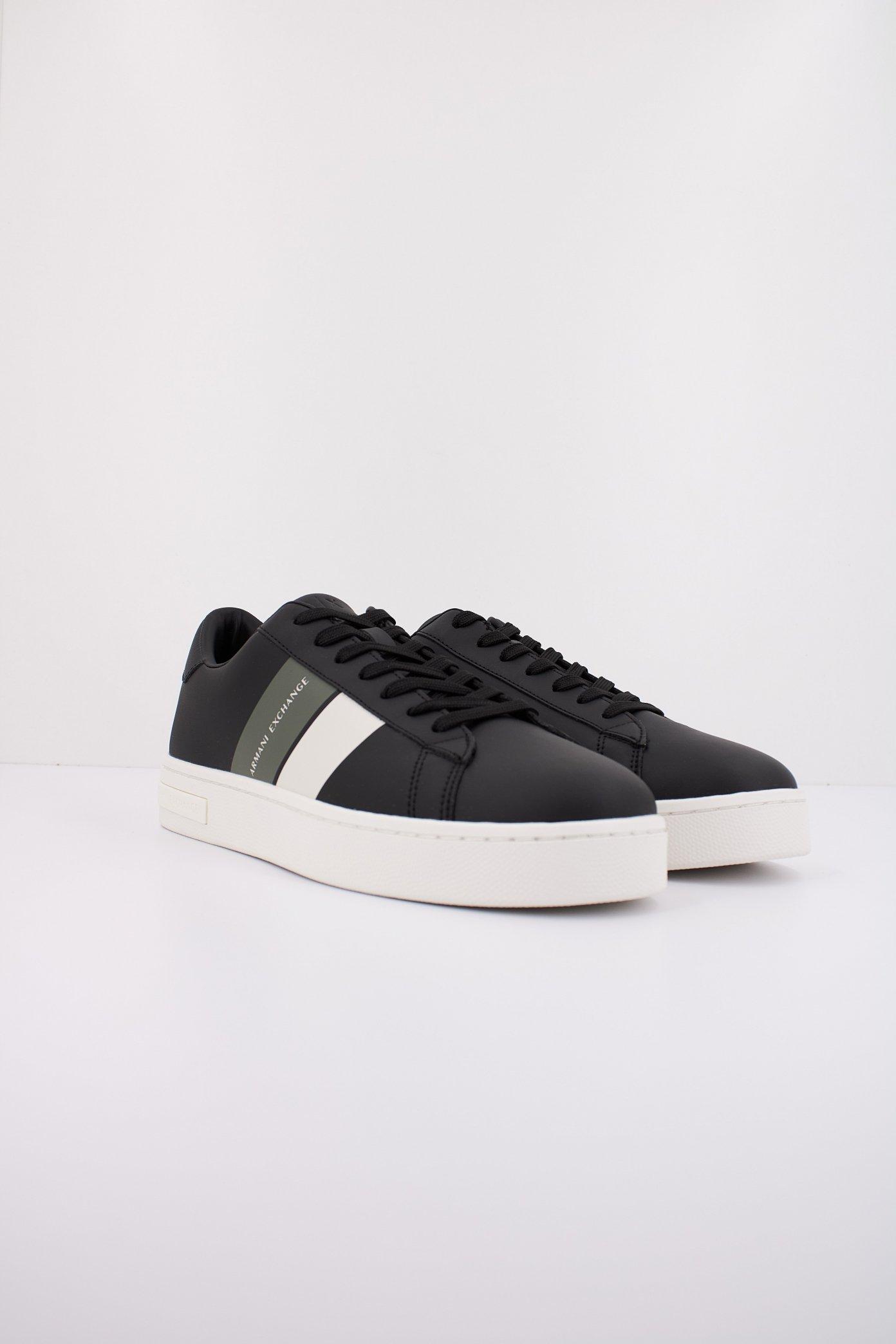 ARMANI EXCHANGE LONDON en color NEGRO (2)
