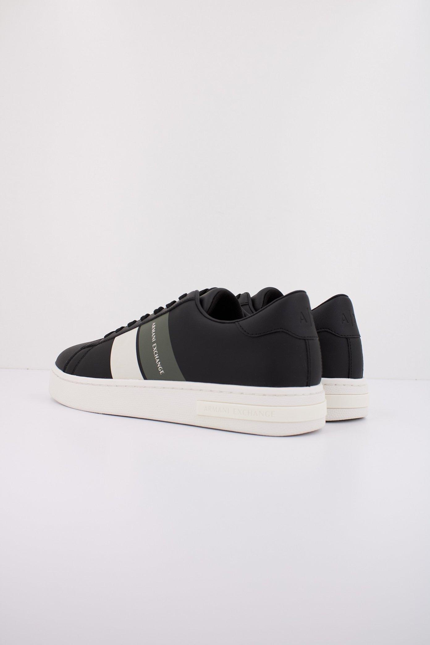 ARMANI EXCHANGE LONDON en color NEGRO (4)
