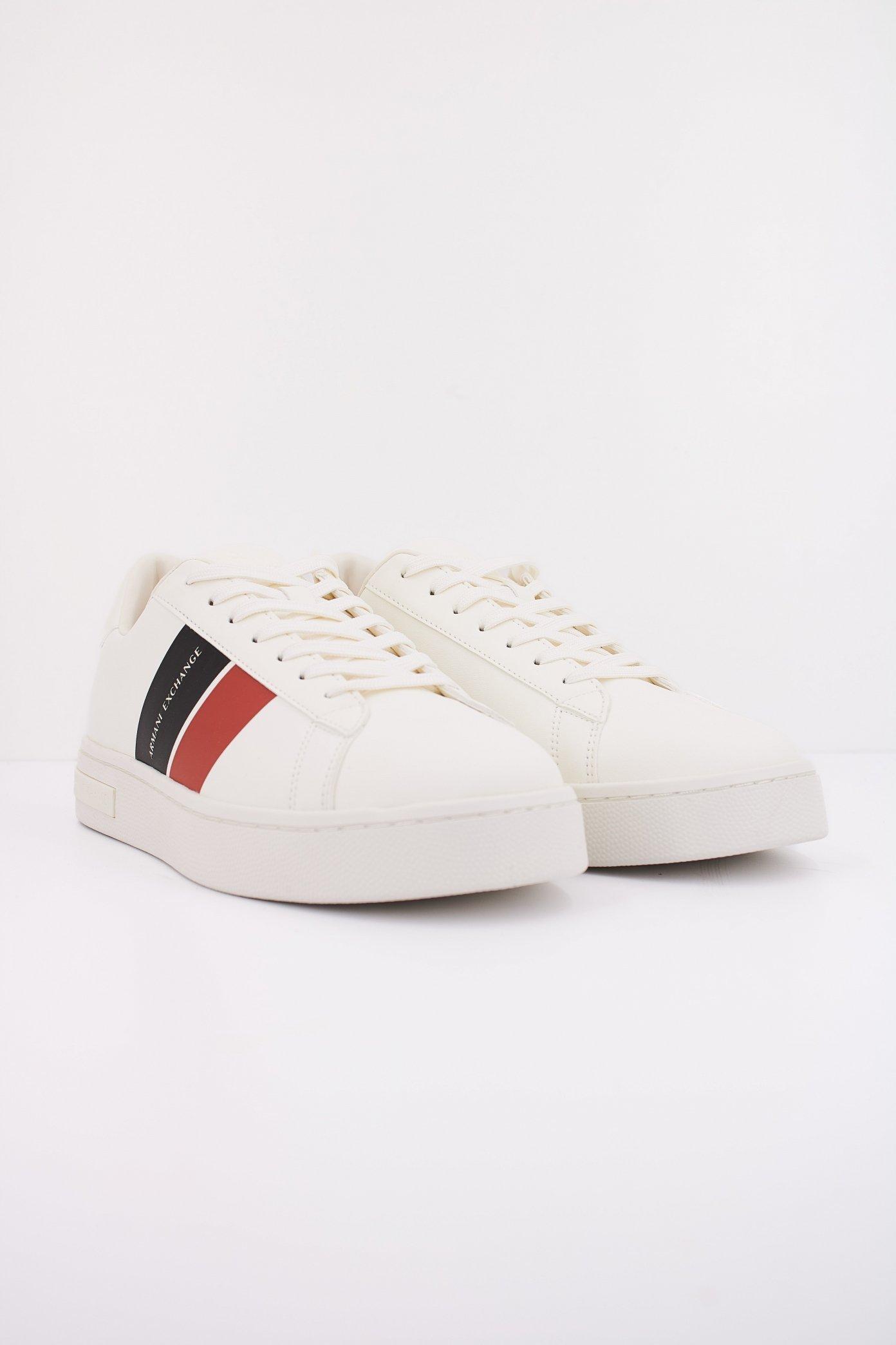 ARMANI EXCHANGE LONDON en color BLANCO (2)