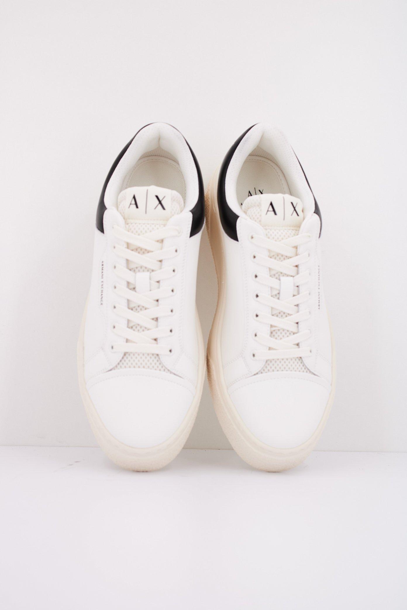 ARMANI EXCHANGE XUX XV en color BLANCO (3)