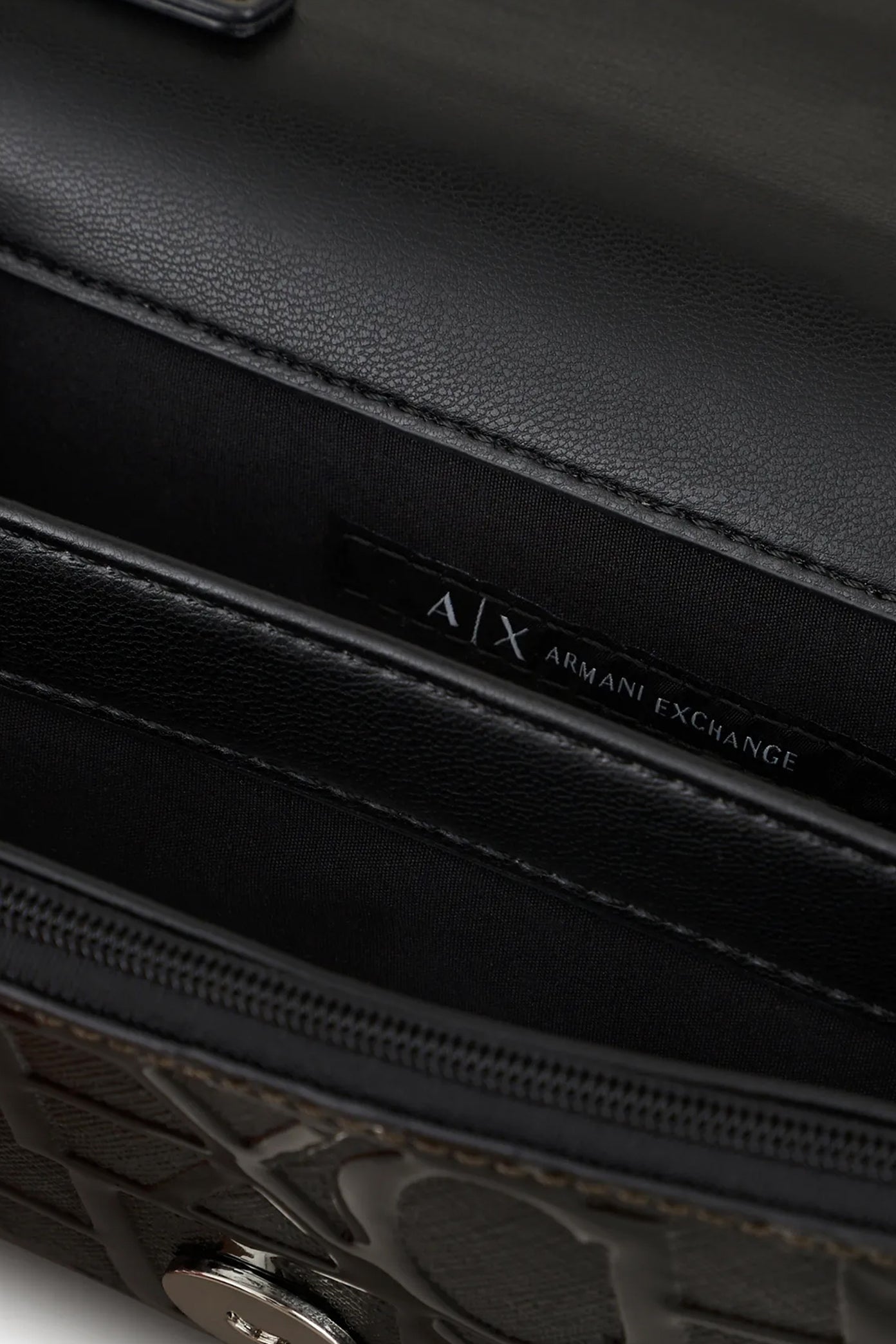 ARMANI EXCHANGE WALLET en color NEGRO (4)