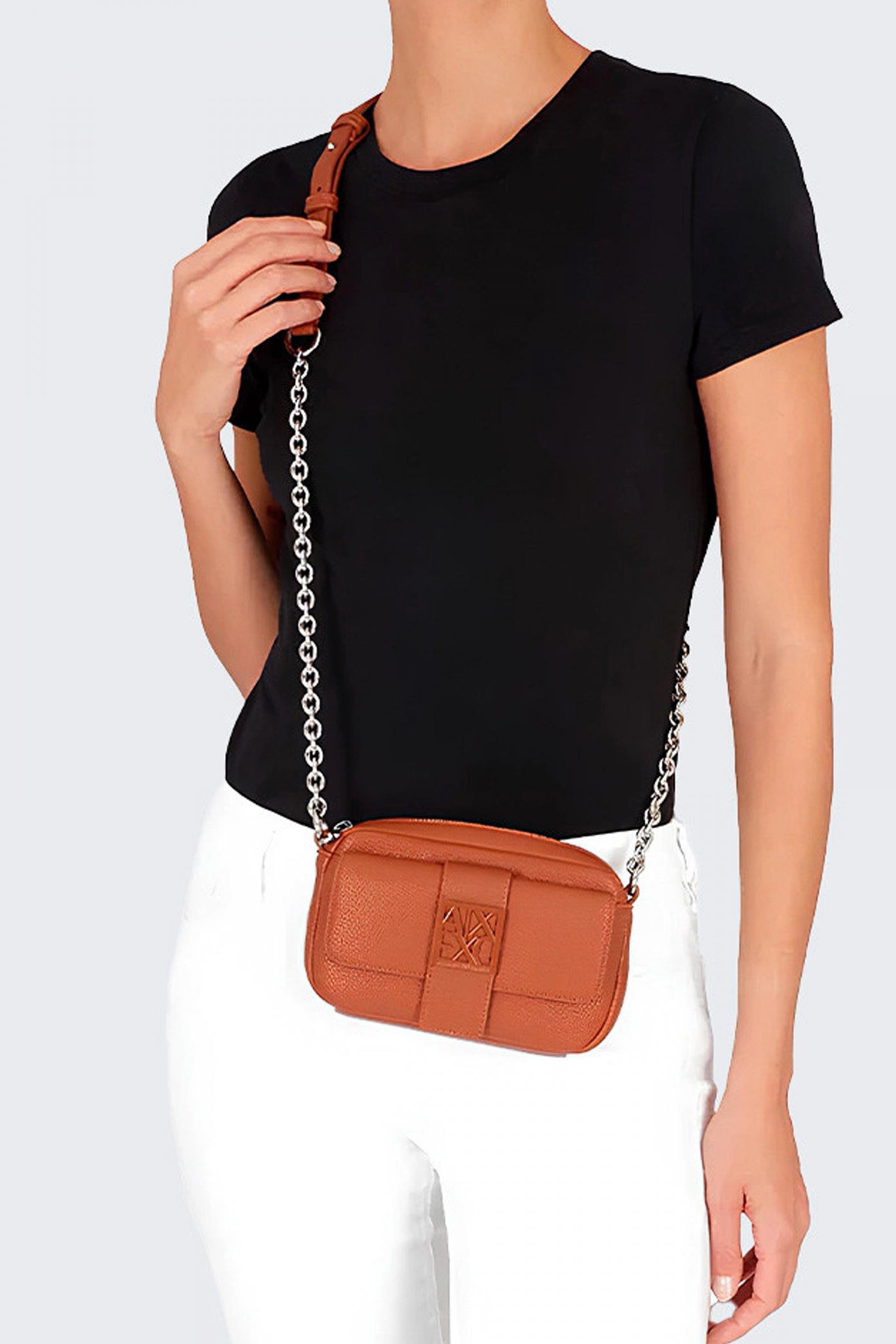 ARMANI EXCHANGE SUSY SOFT MESSENGER en color MARRON (2)