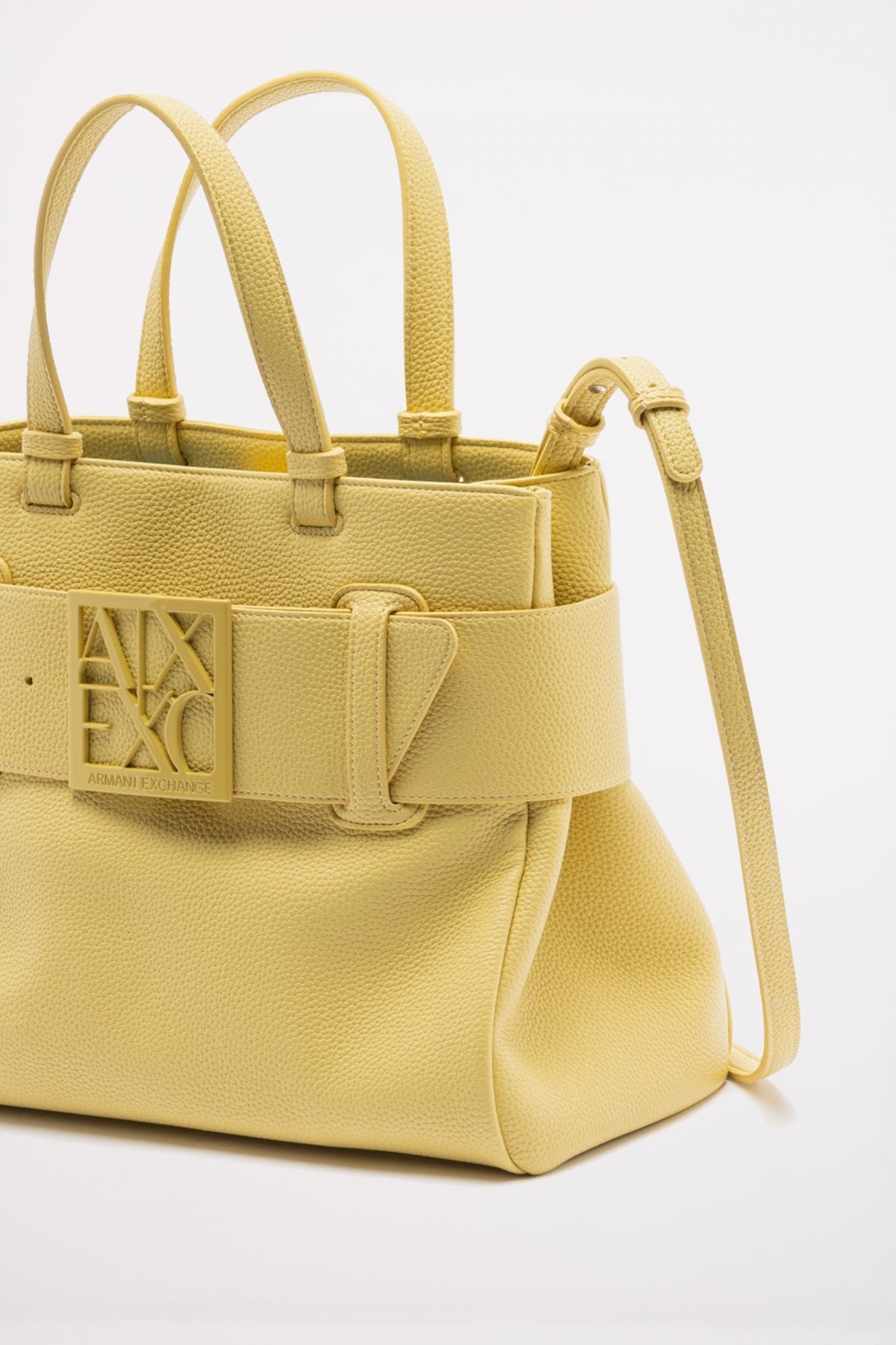 ARMANI EXCHANGE SUSY SOFT SHOPPING en color AMARILLO (2)