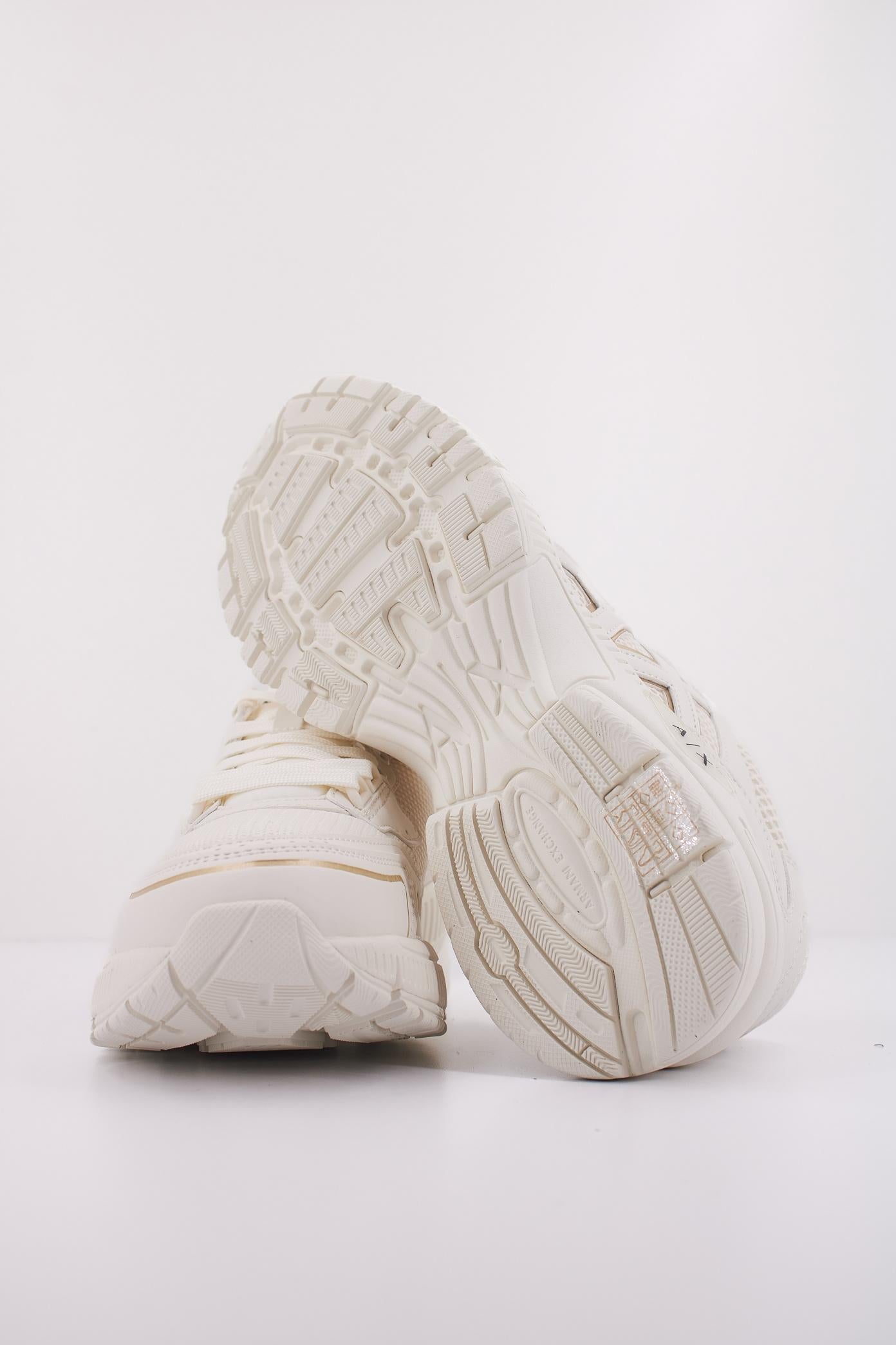 ARMANI EXCHANGE SPEED SNEAKER en color BEIS (5)