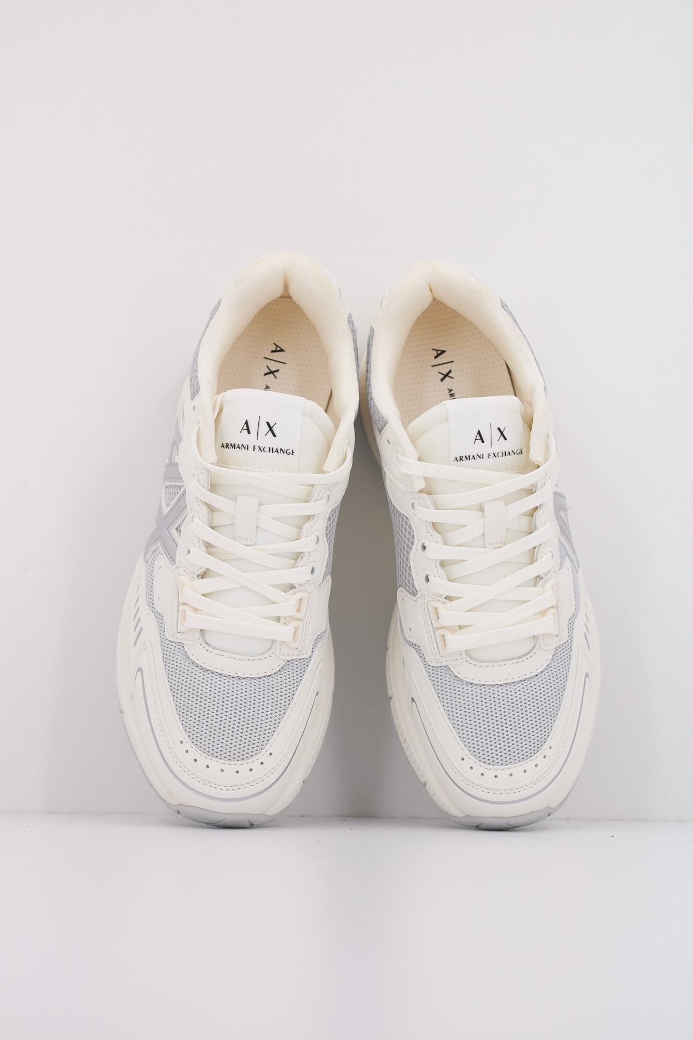 ARMANI EXCHANGE XDX XV en color BLANCO (3)