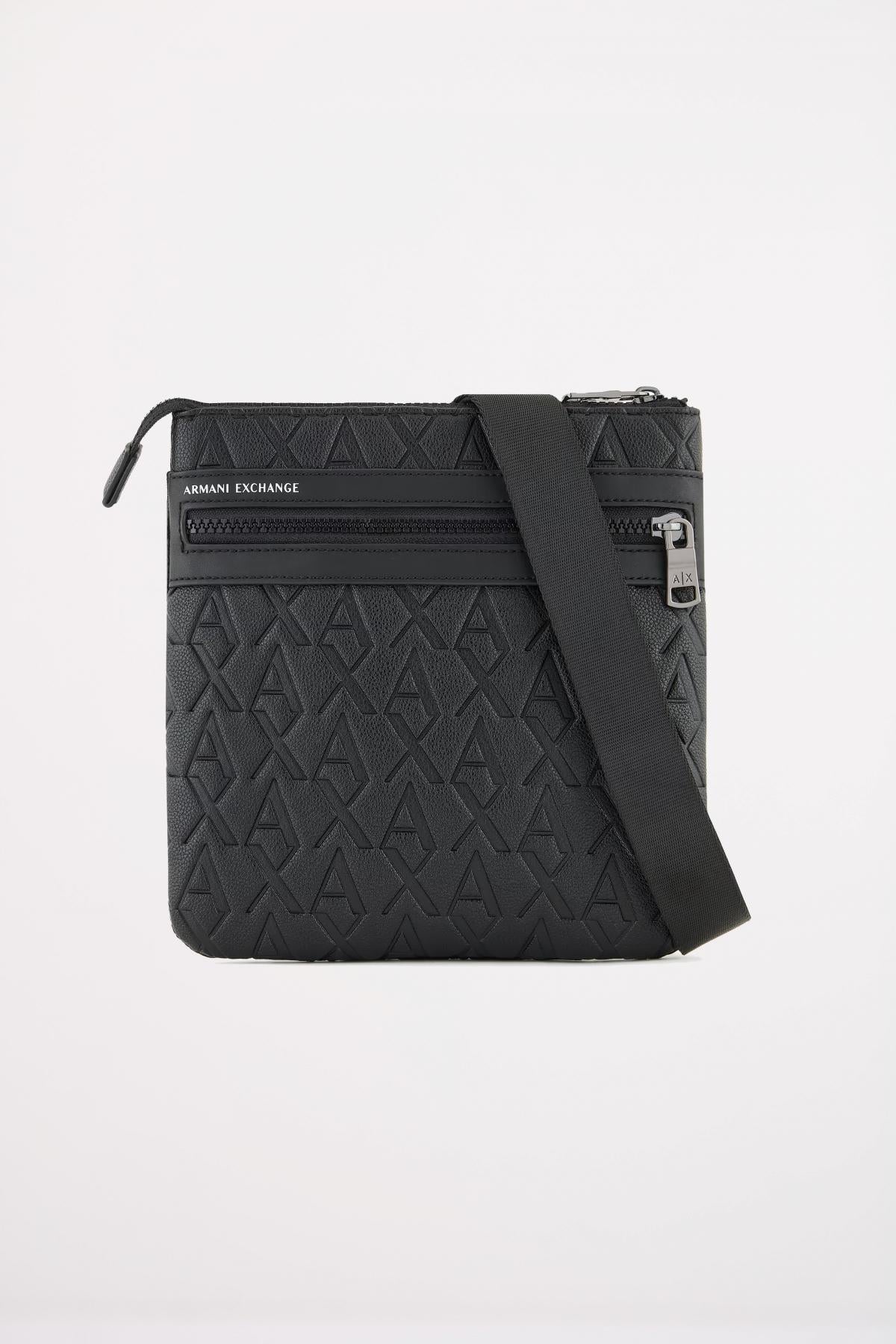 ARMANI EXCHANGE LIAM MESSENGER BAG en color NEGRO (1)