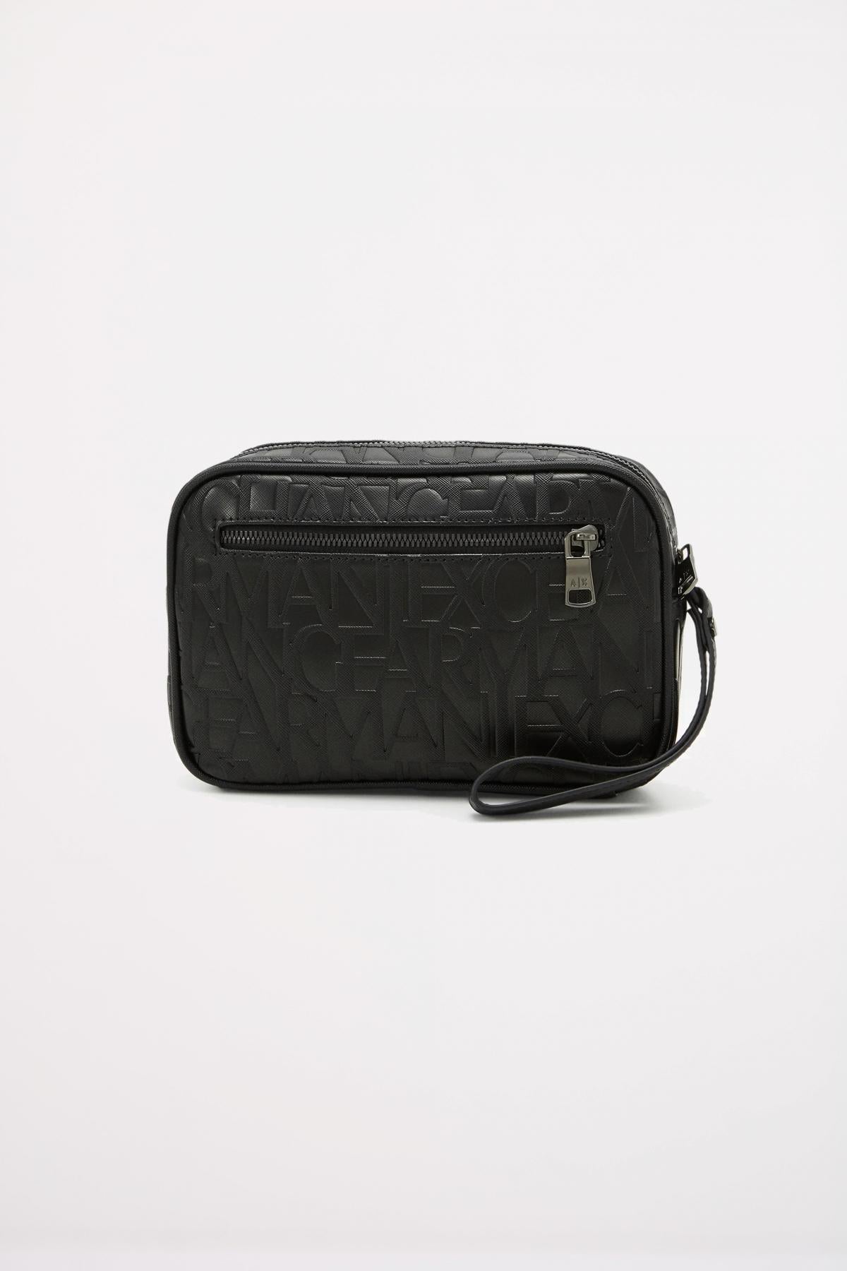 ARMANI EXCHANGE LIAM BEAUTY CASE en color NEGRO (2)