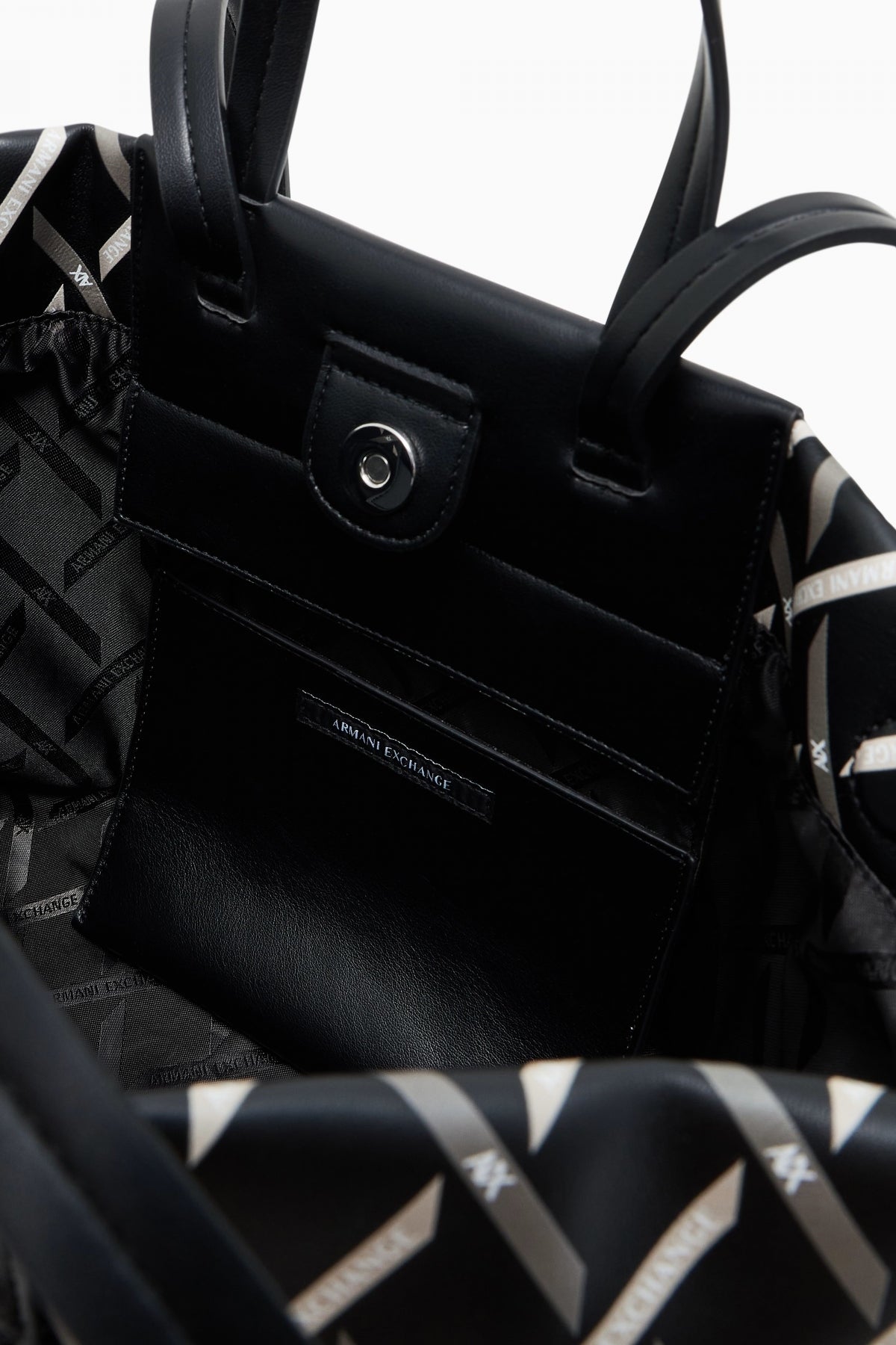 ARMANI EXCHANGE  SHOPPING BAG  en color NEGRO  (3)